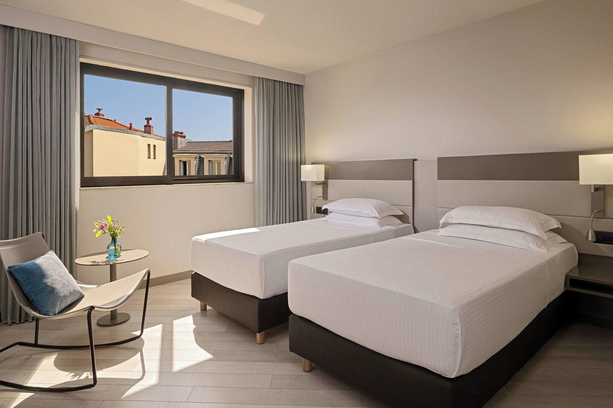 Junior Suite City View