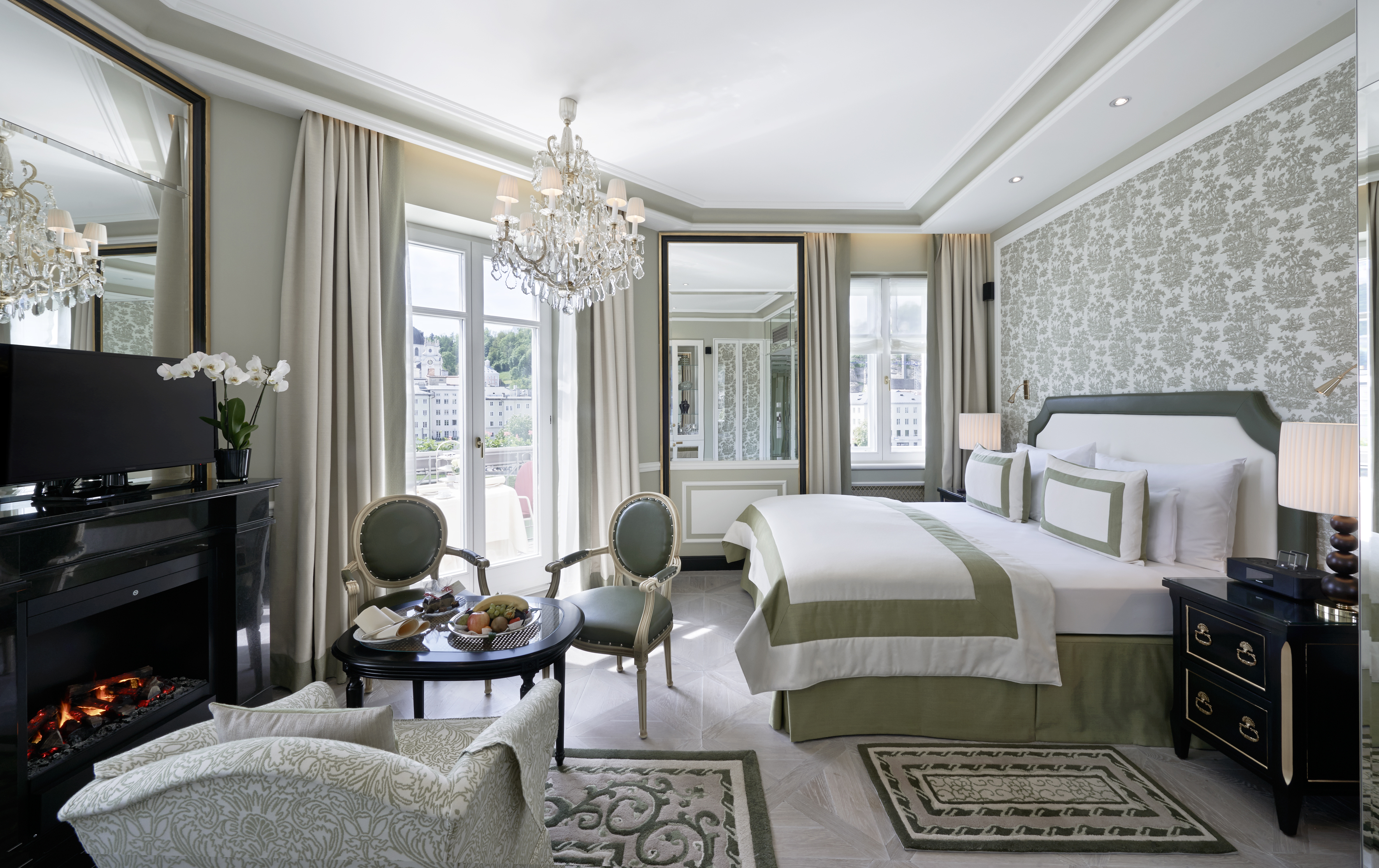 Junior Suite with Views