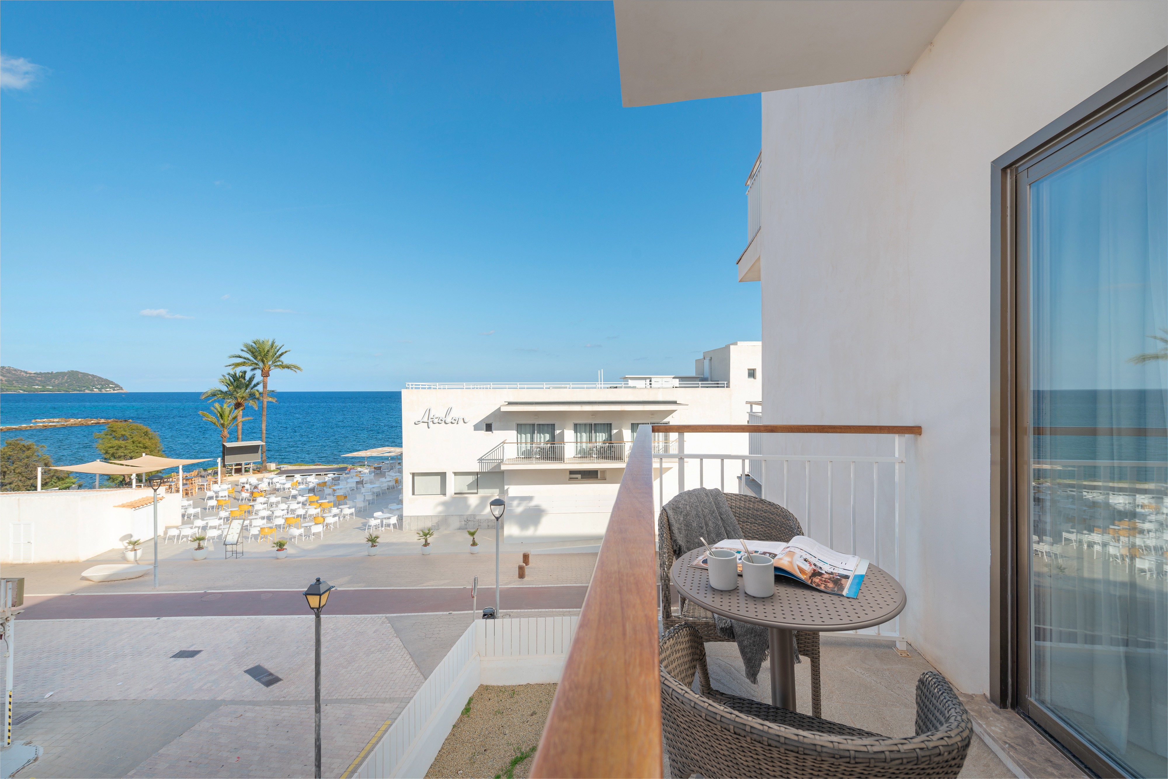 Double or Twin Side Sea View