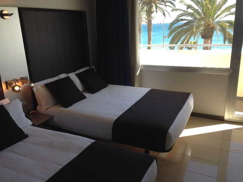 Double or Twin Sea View