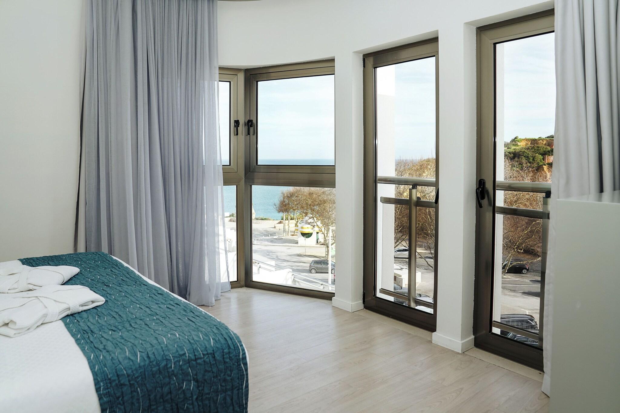 Junior Suite Partial Sea View