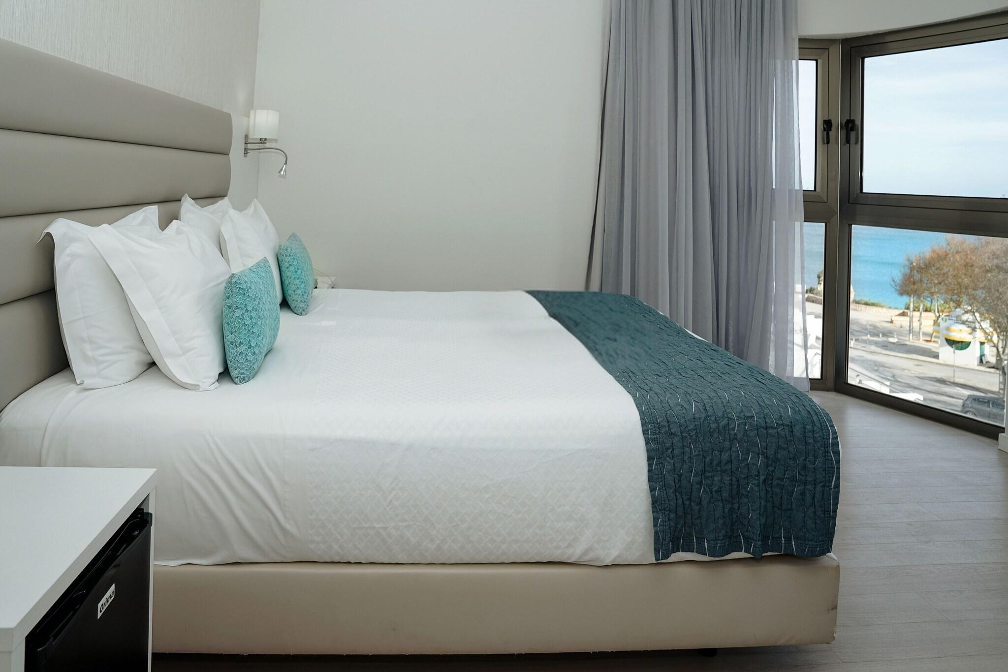 Junior Suite Partial Sea View