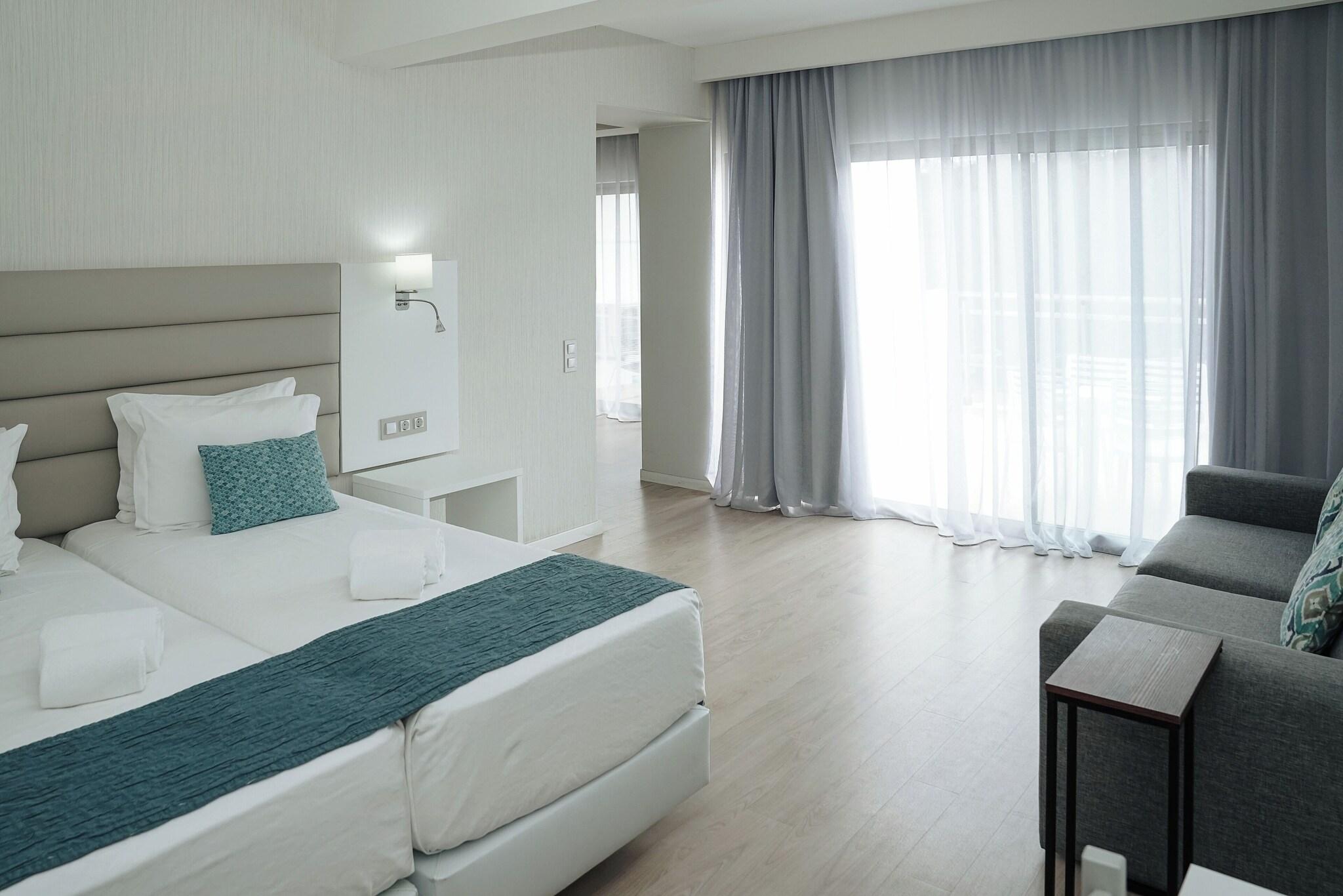 Family Room Partial Sea View