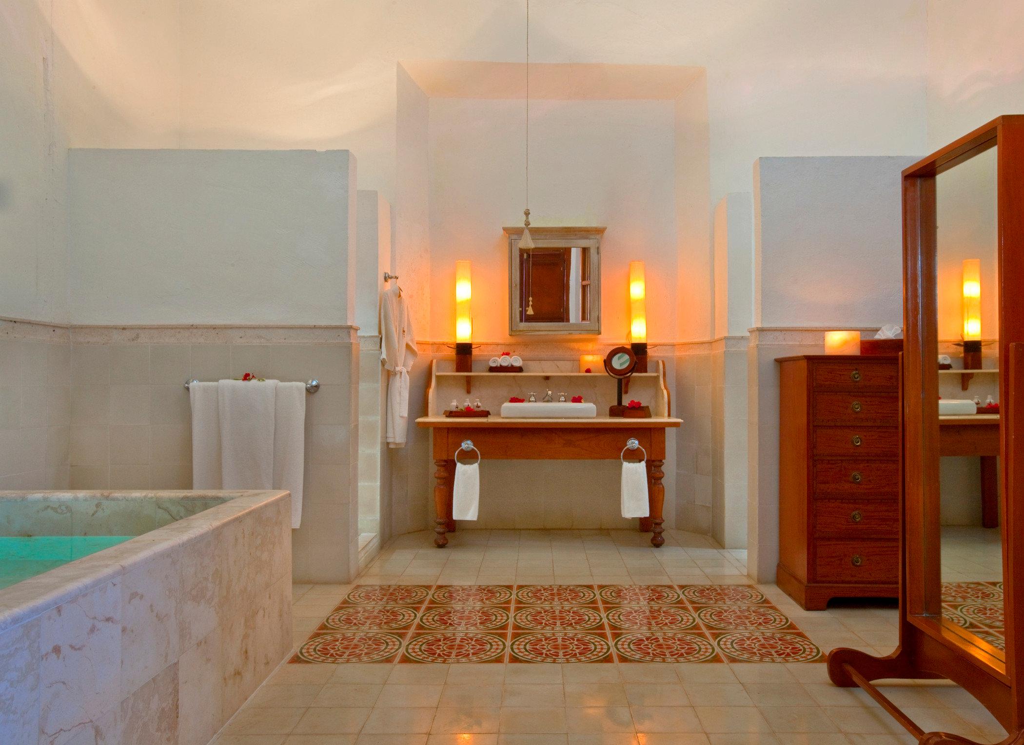 Suite Queen Size Bed