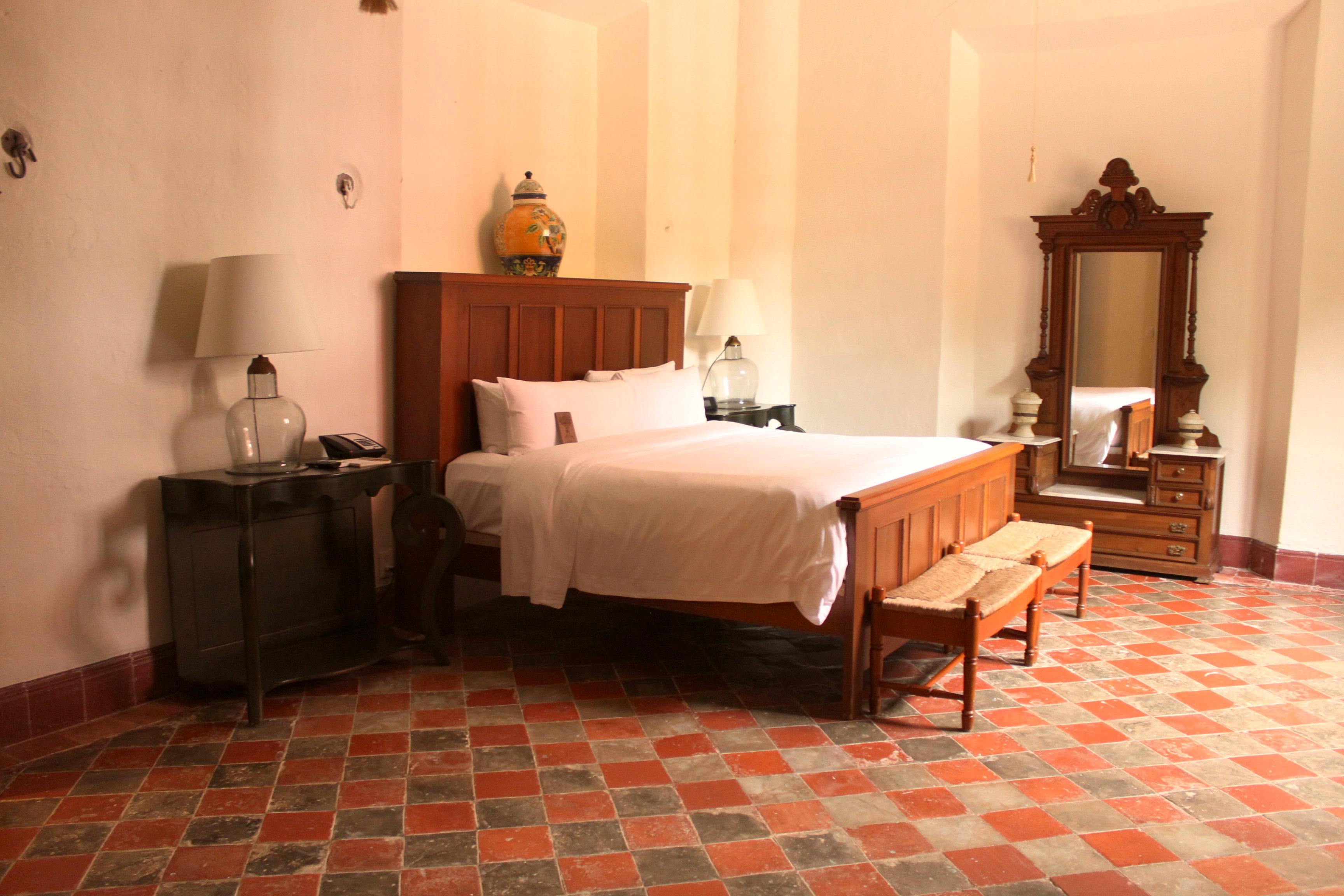 Double Deluxe King Bed