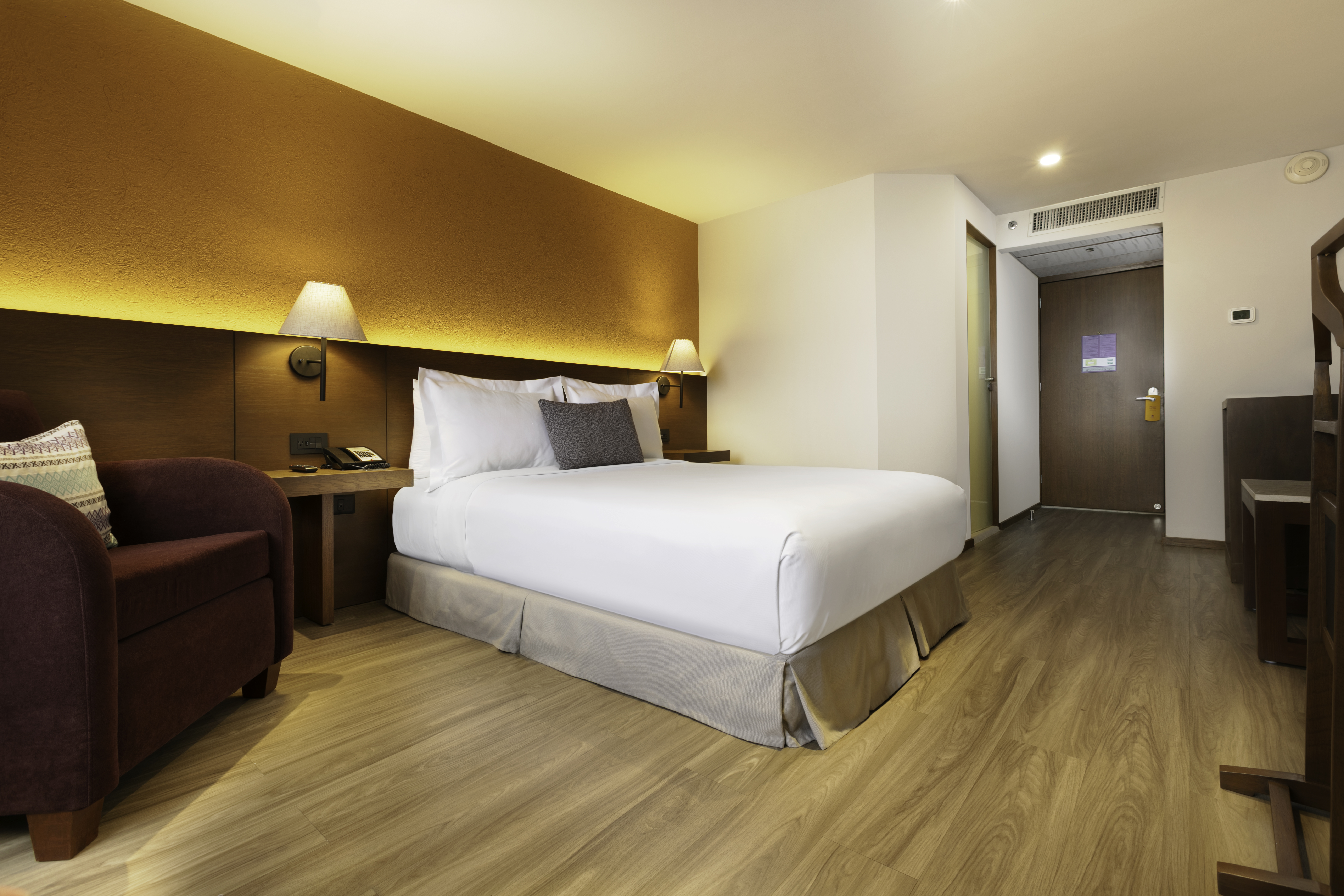 Double Queen Size Bed