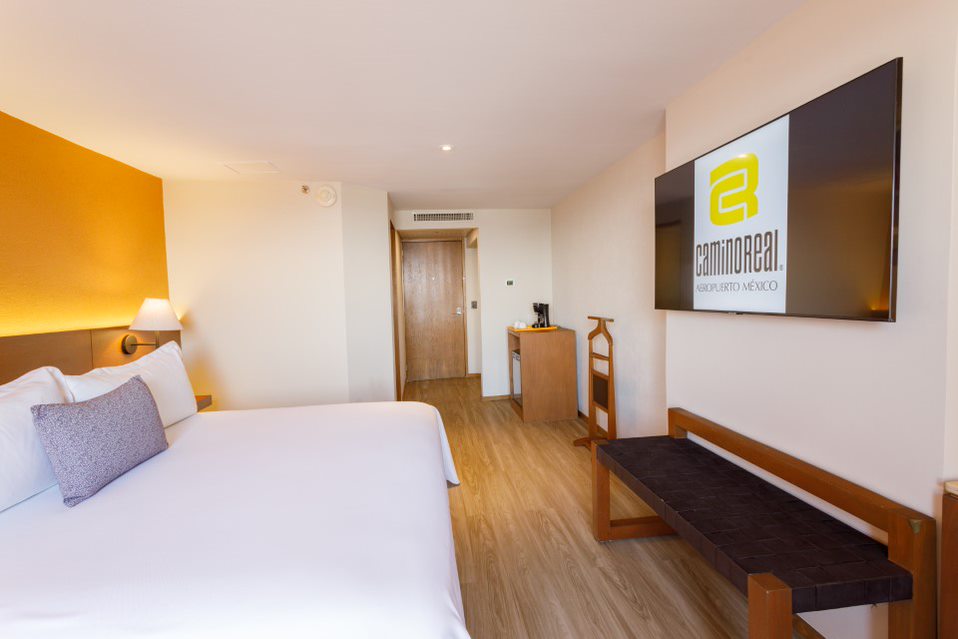 Double Deluxe King Bed