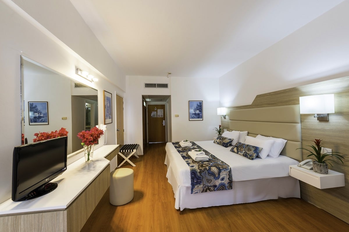 Family Room Side Sea View