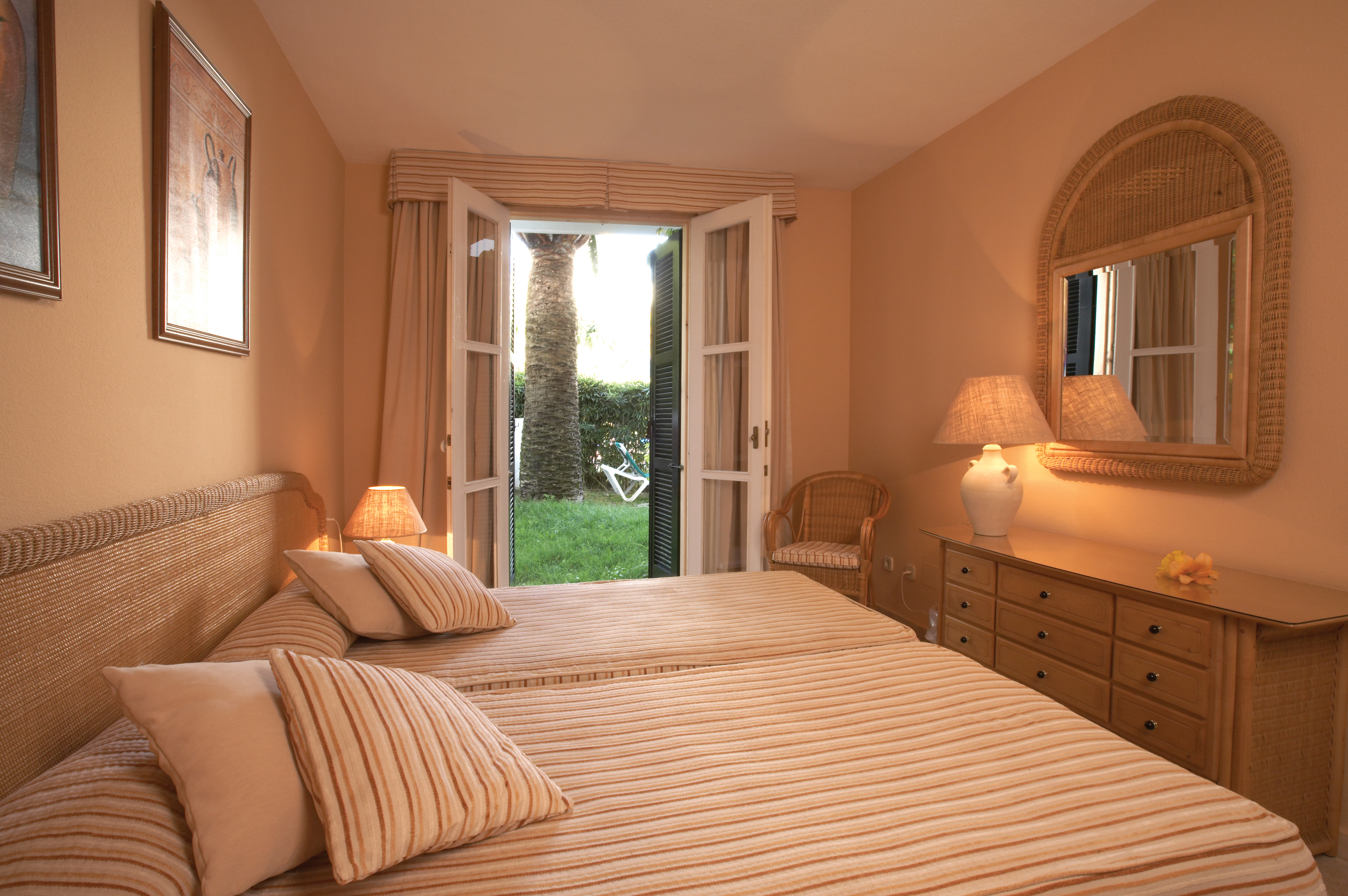 Apartment Capacity 6 Two Bedrooms