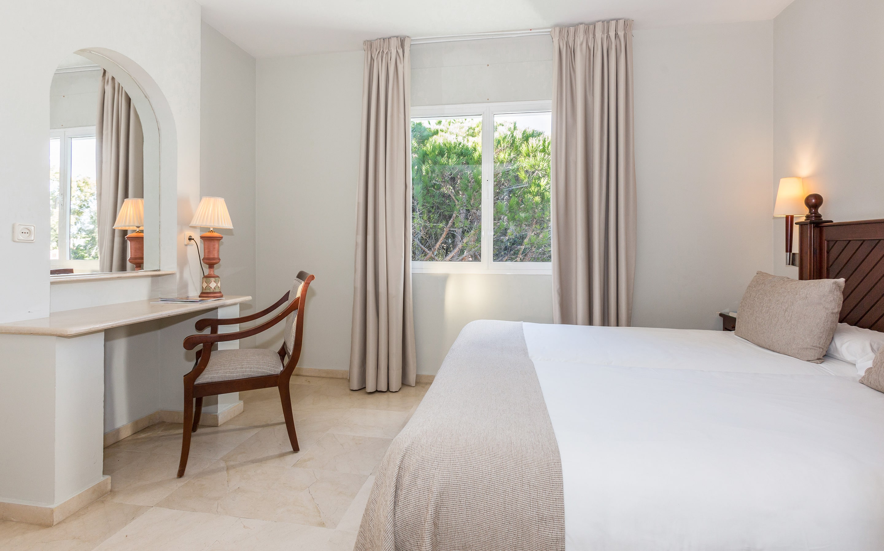 Apartment Capacity 6 Two Bedrooms