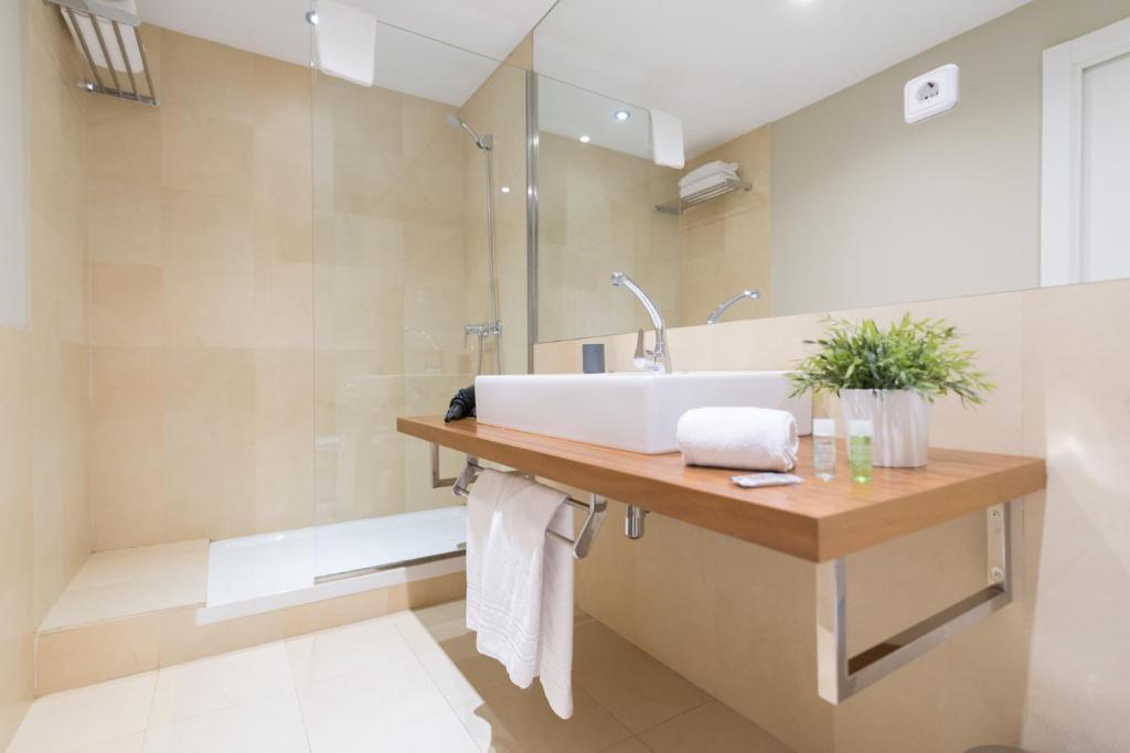 Apartment Capacity 2 One Bedroom