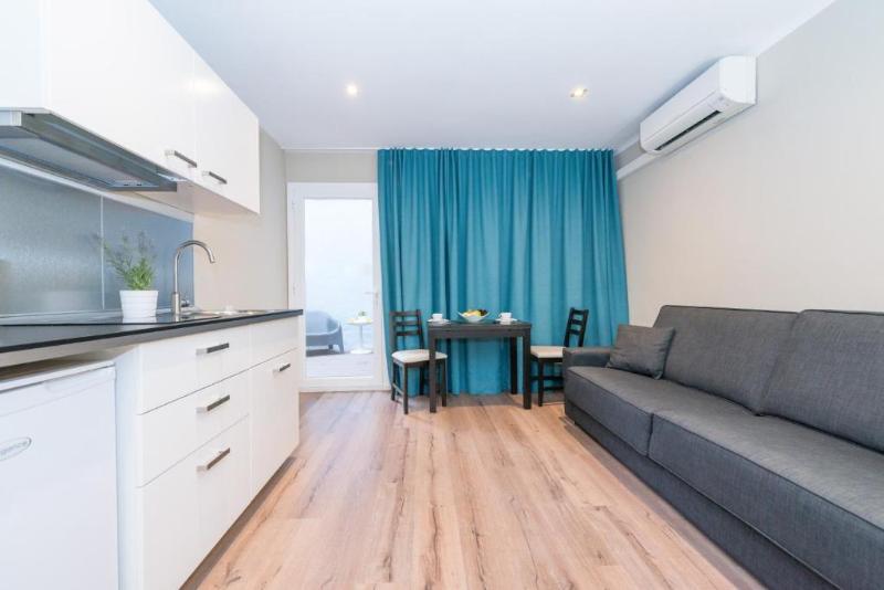 Apartment One Bedroom with Terrace