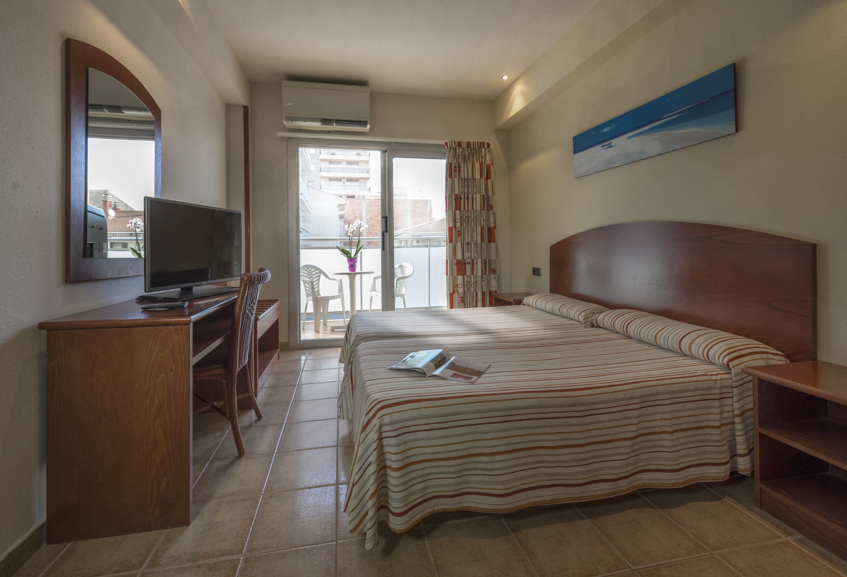 Double or Twin Capacity 3