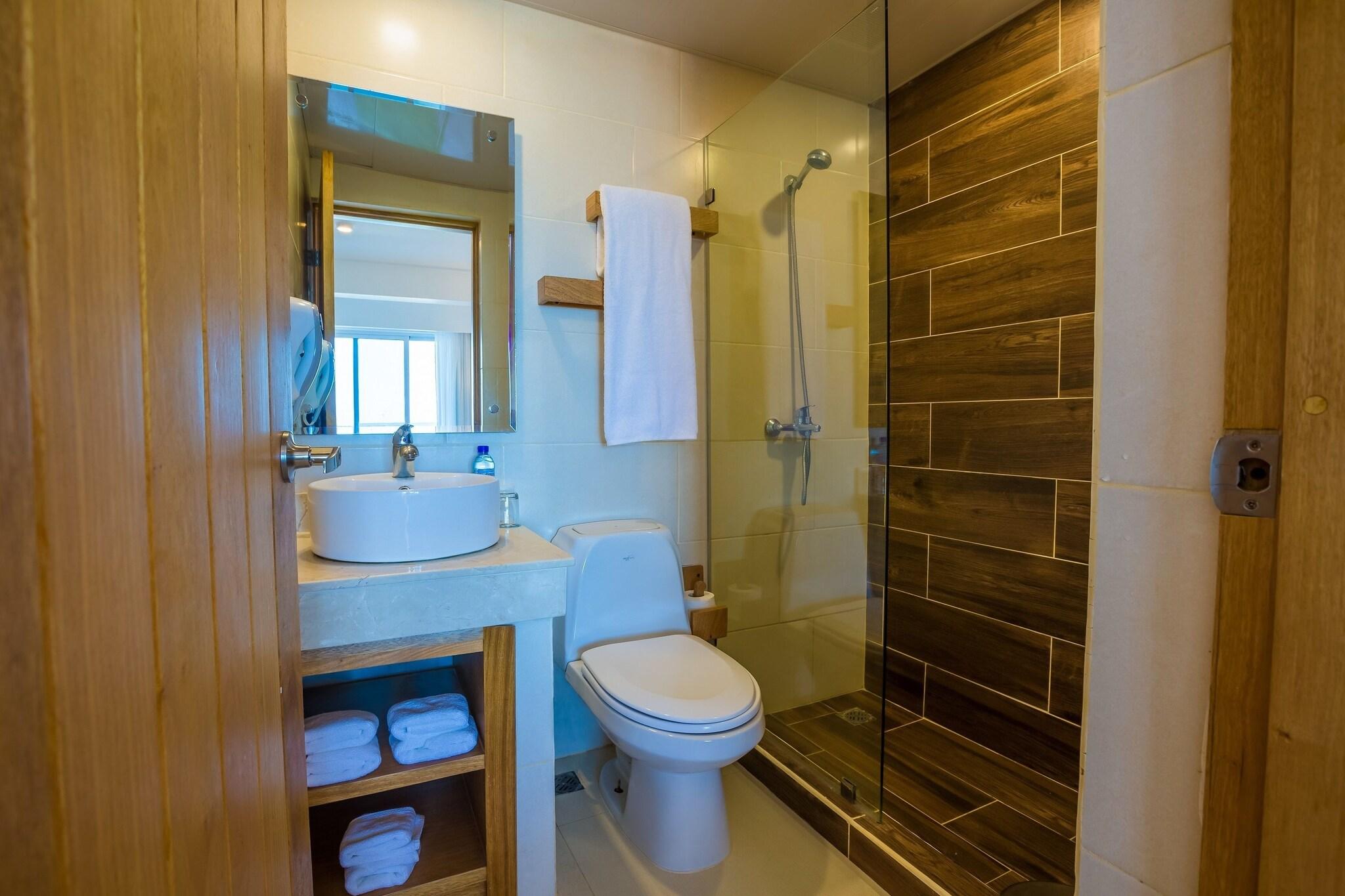 Double Ocean View King Bed