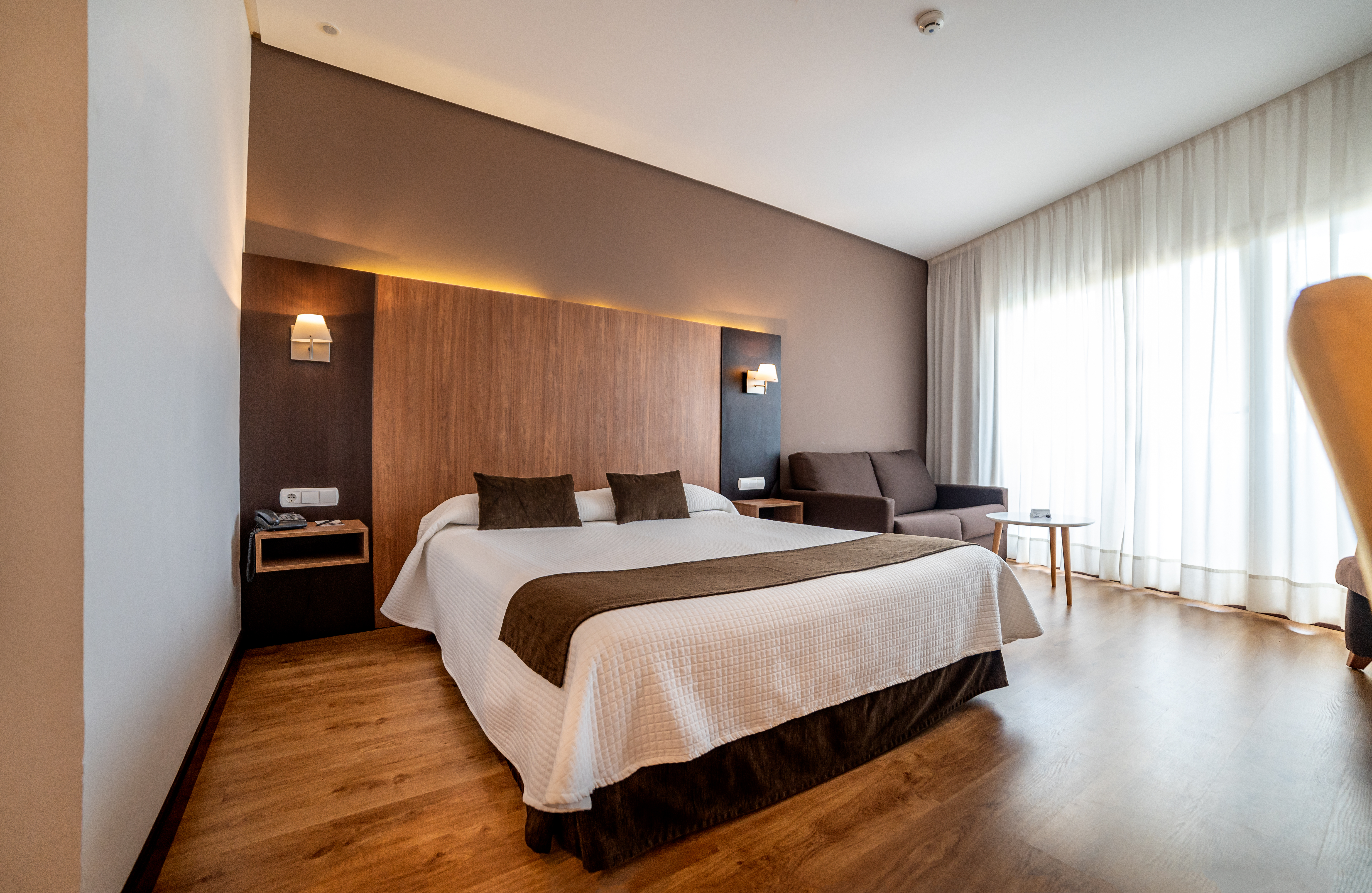 Double or Twin Standard