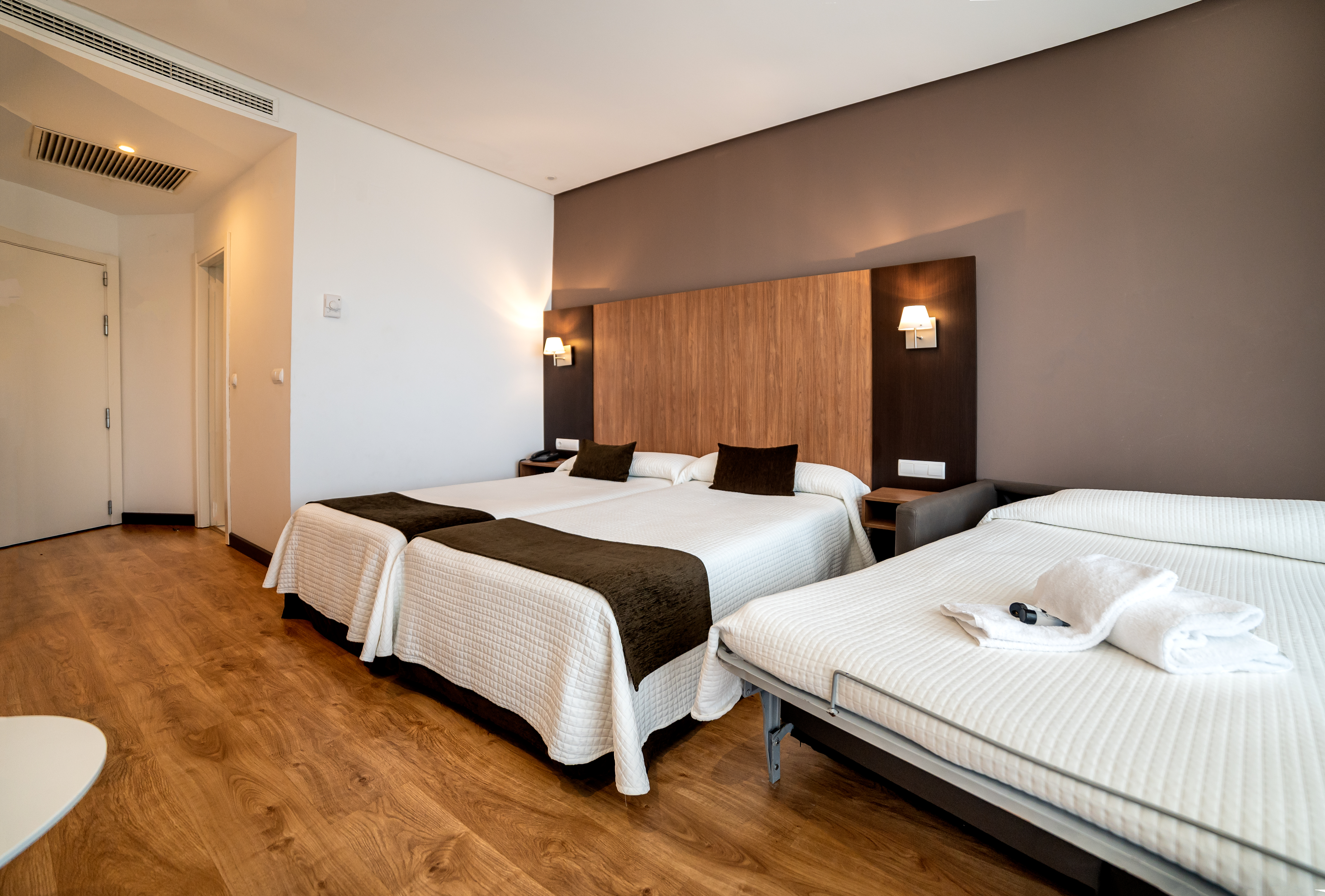 Double or Twin Standard