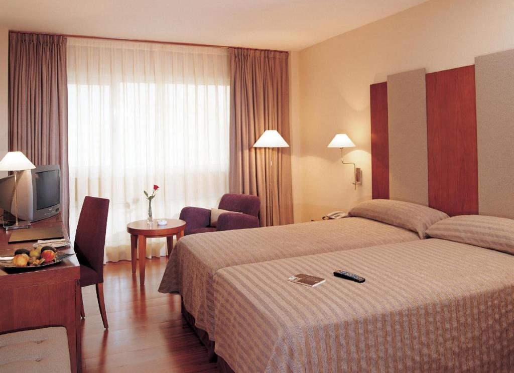 Double or Twin Standard