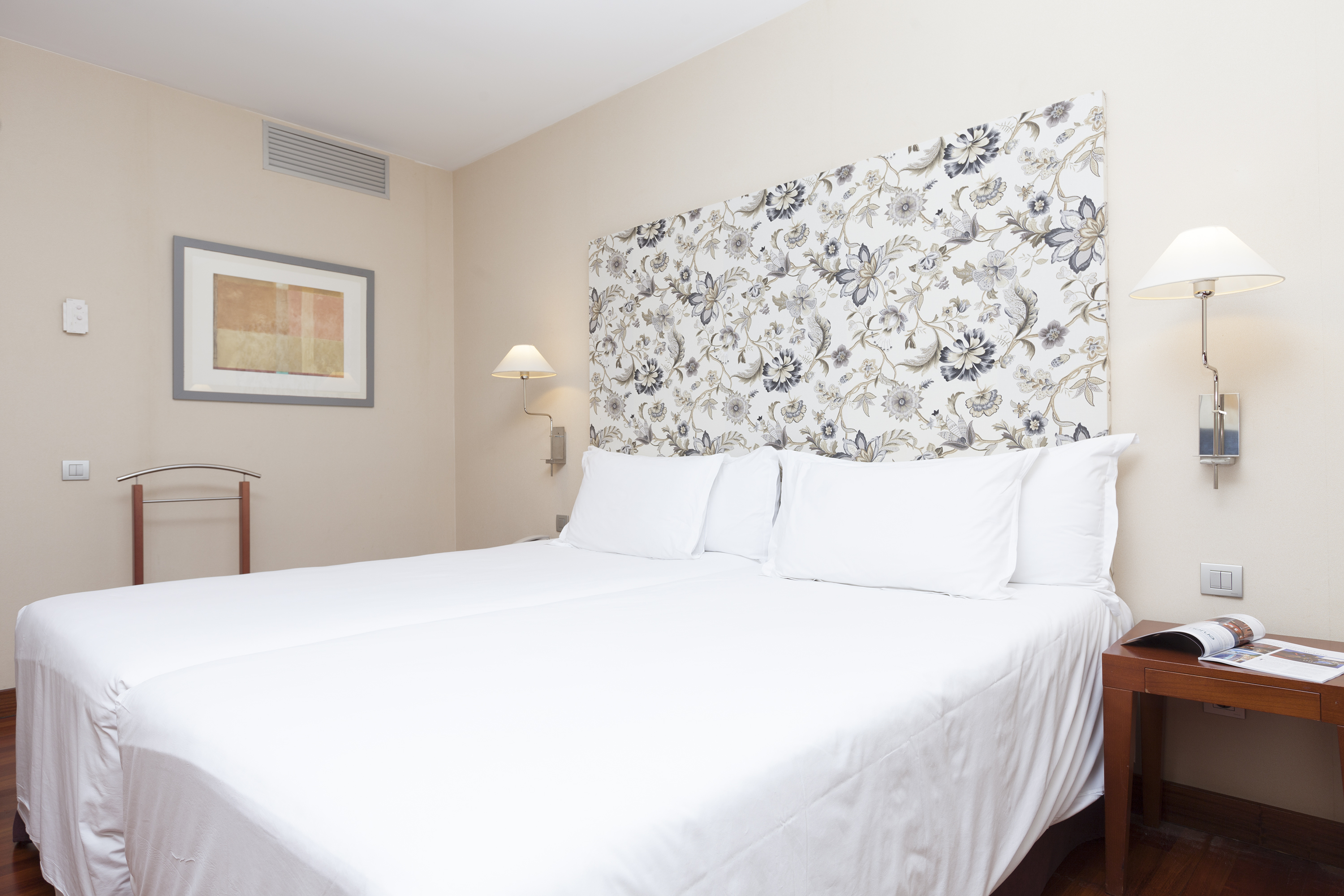 Double or Twin Standard