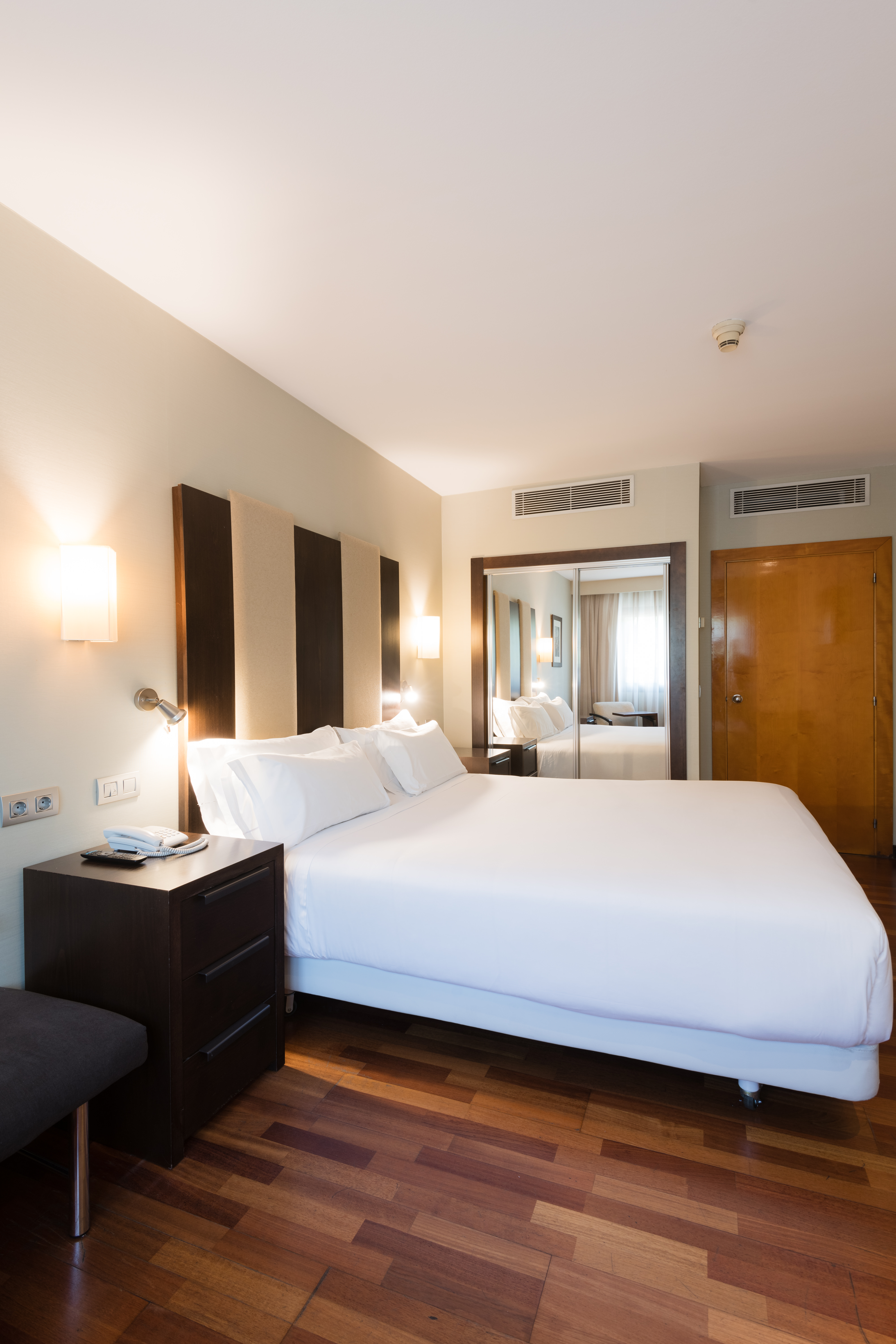 Double Queen Size Bed