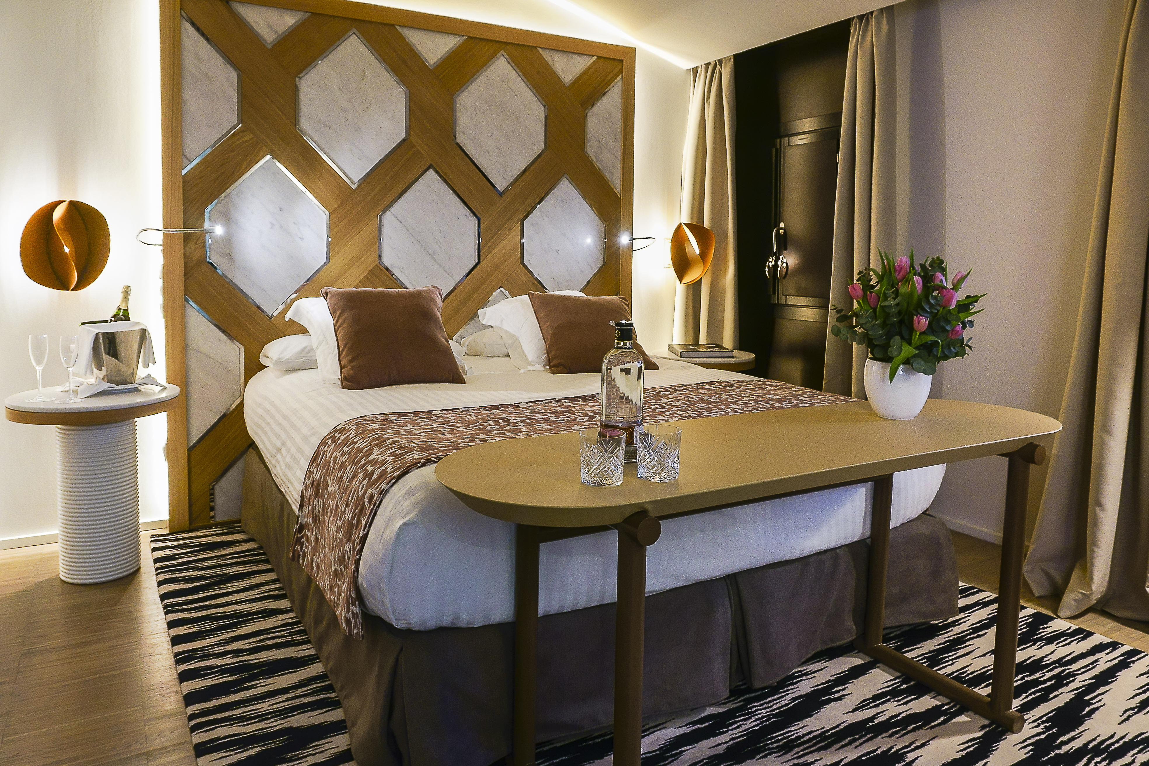 Double or Twin Standard