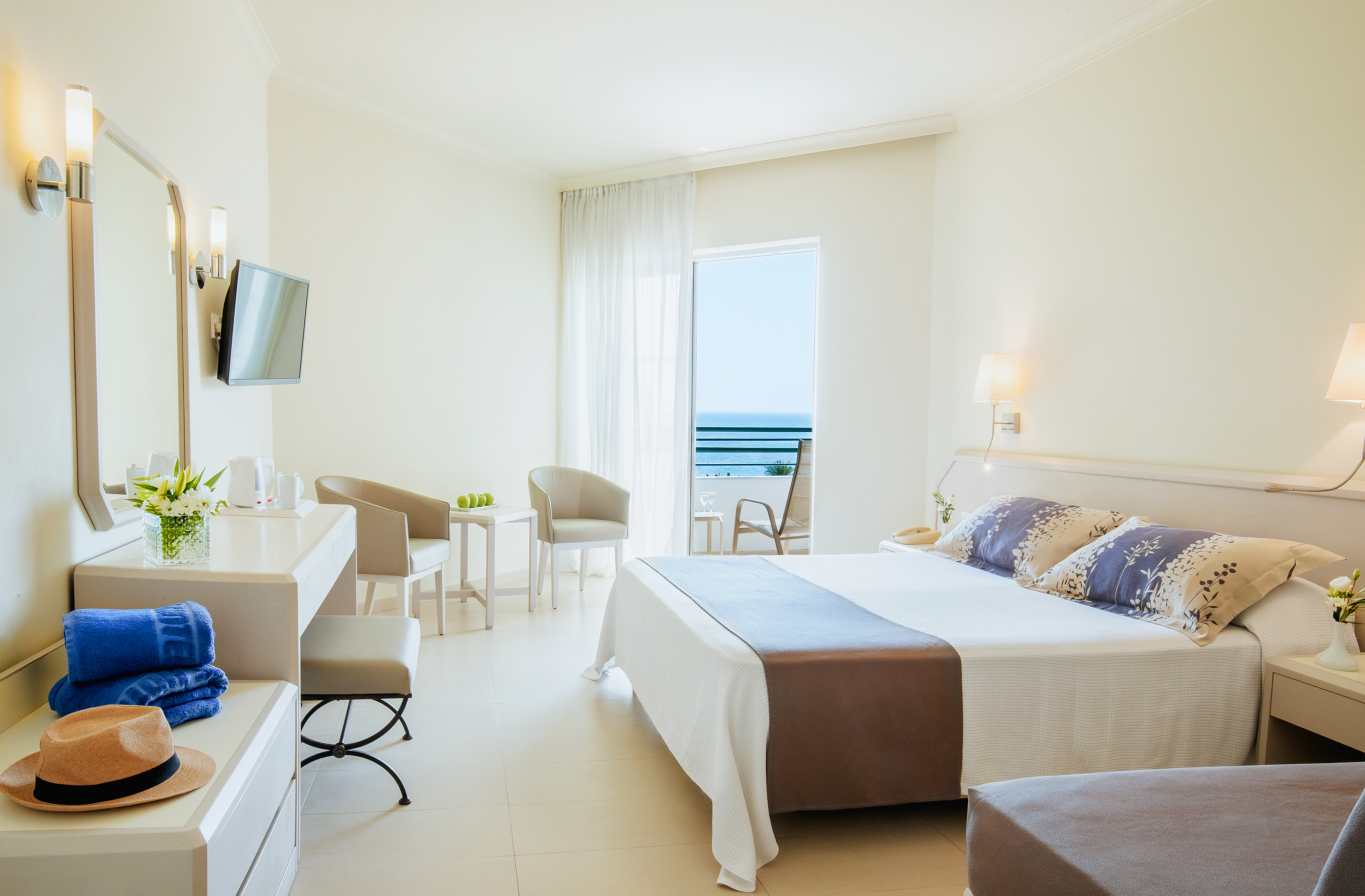 Double or Twin Sea View