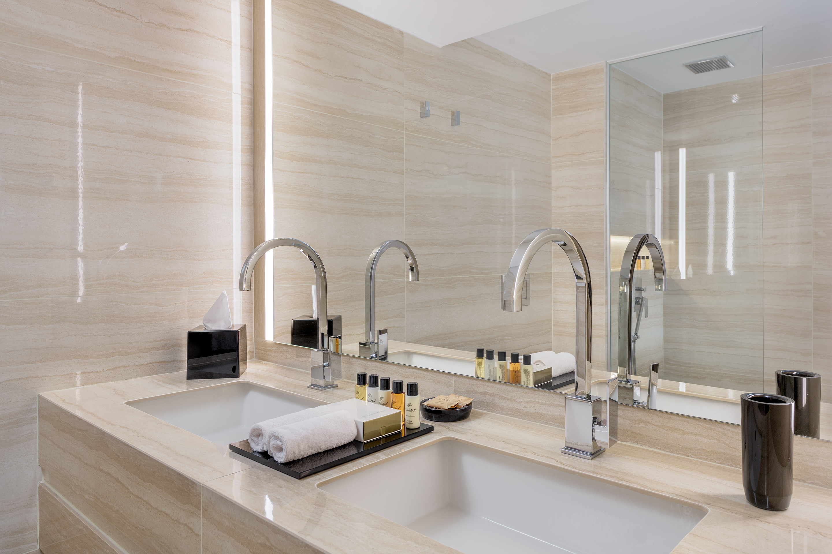 Double or Twin Deluxe