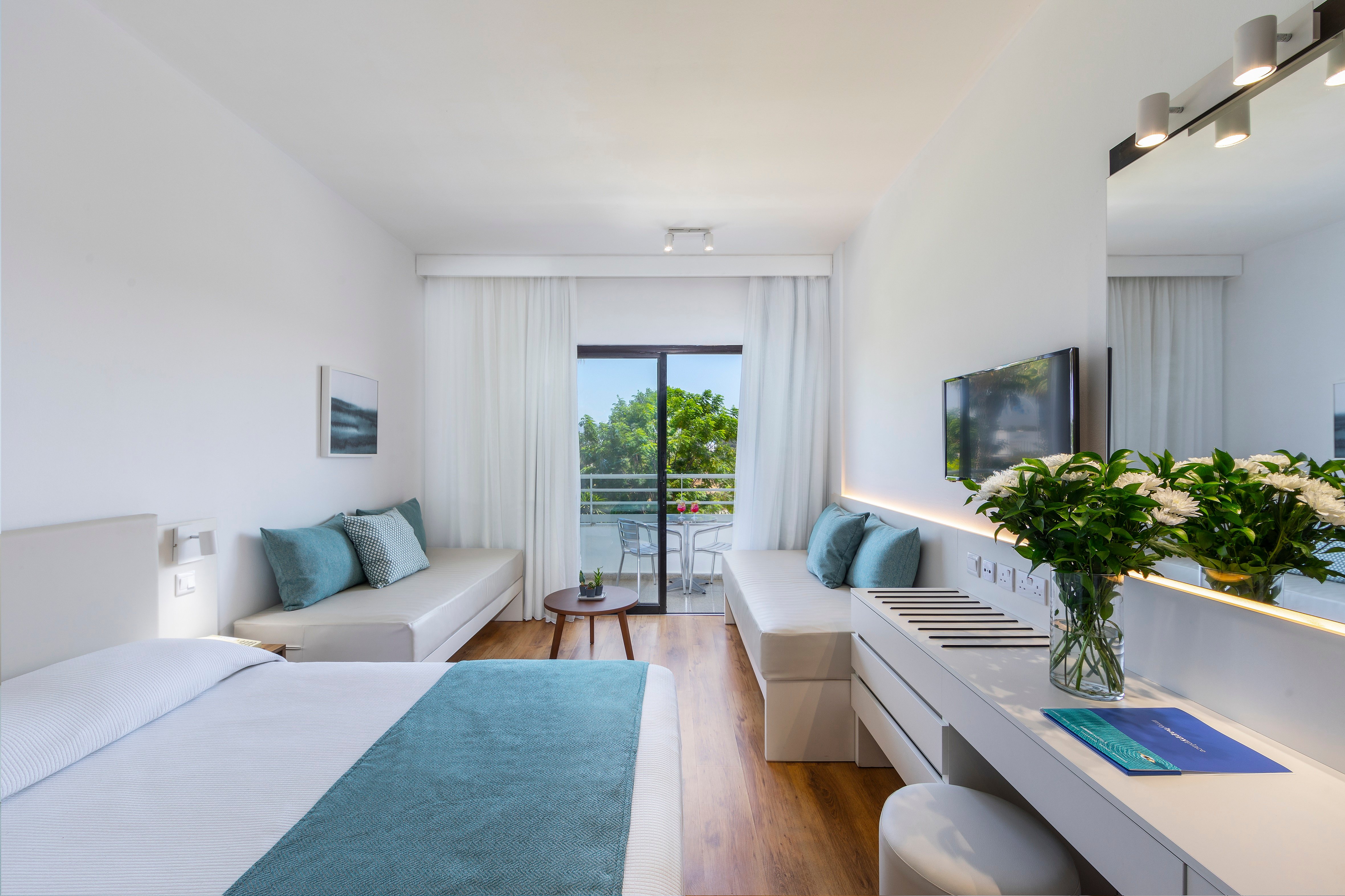 Double or Twin Sea View