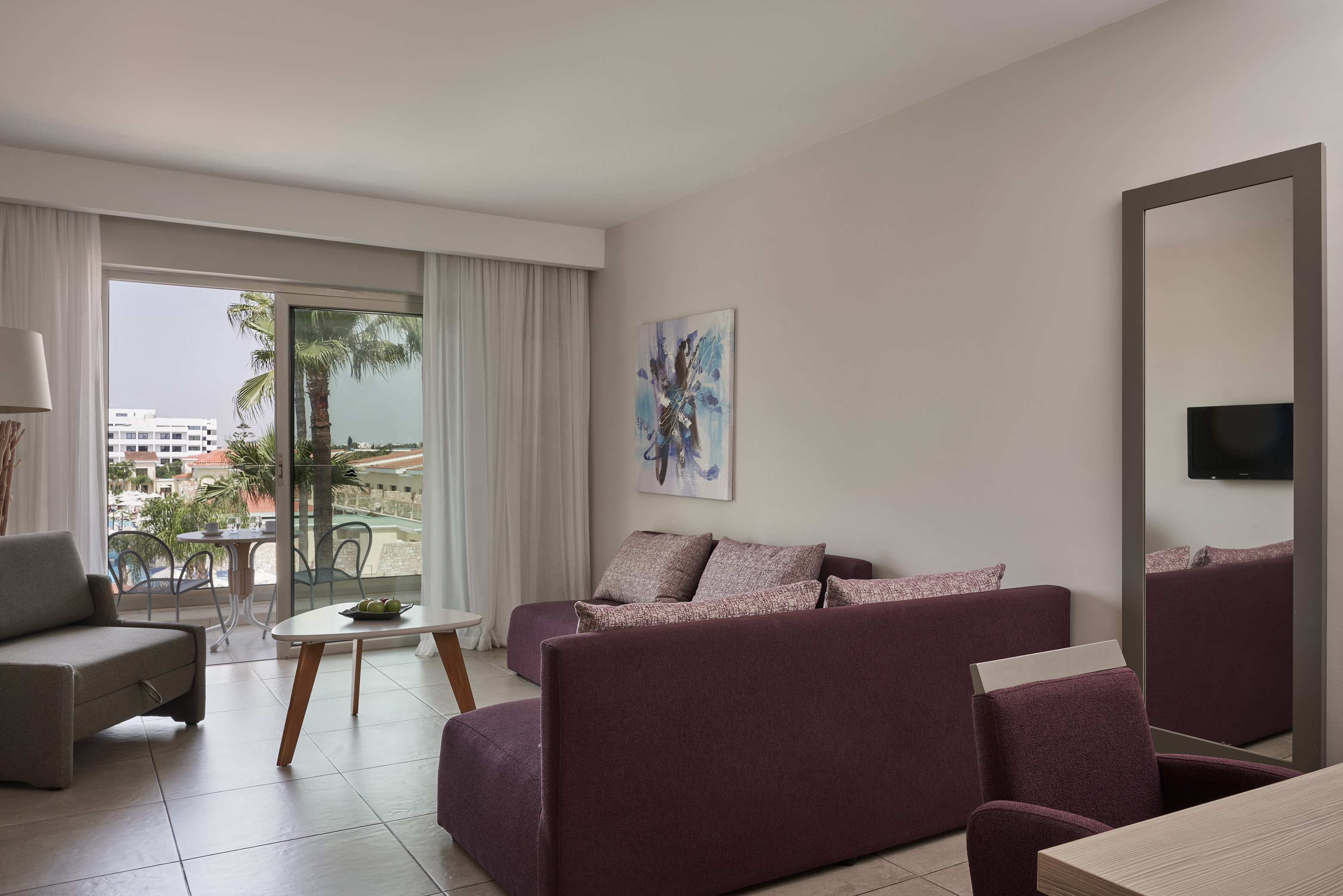 Suite Pool View One Bedroom