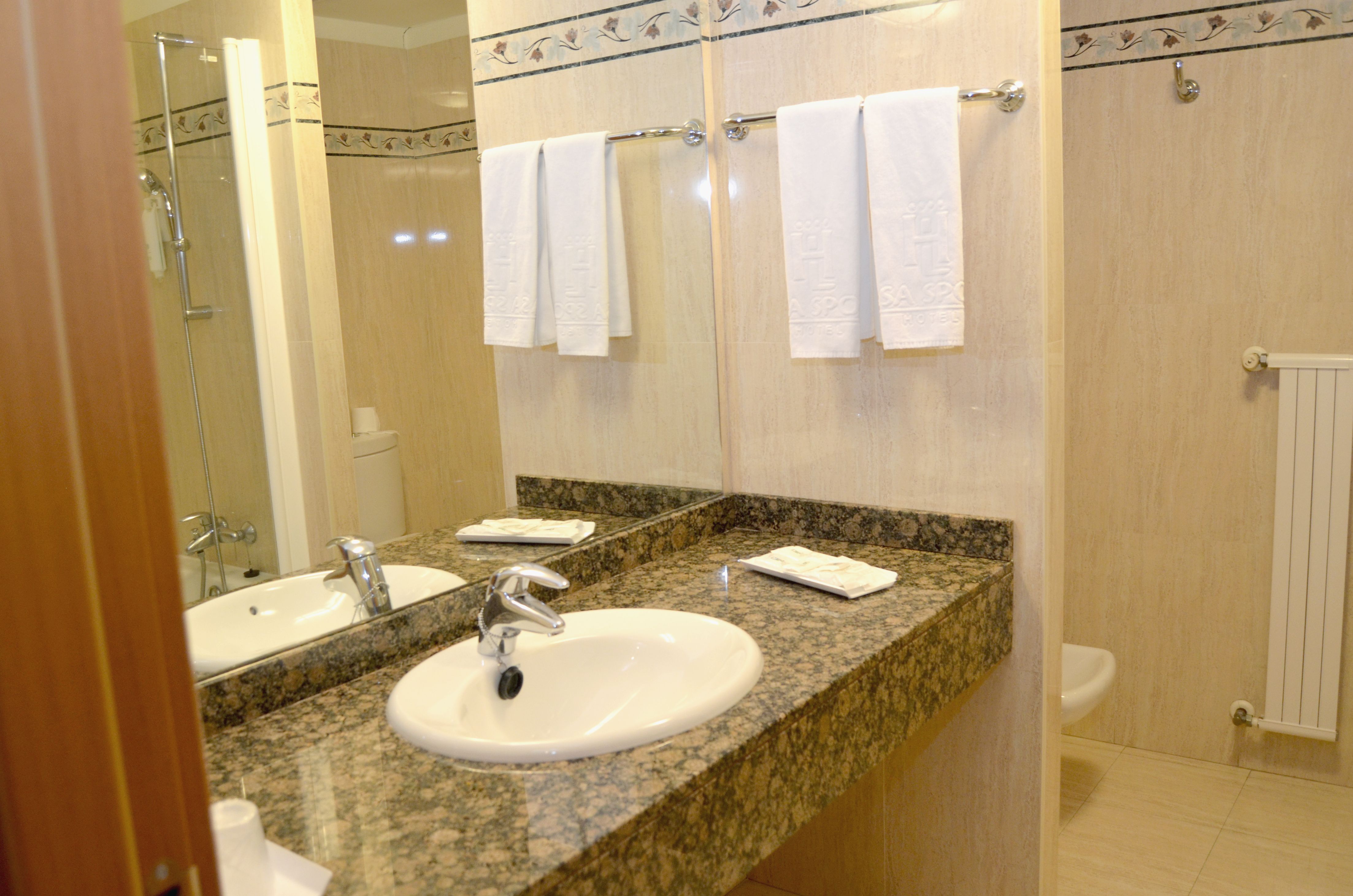 Double Single Superior