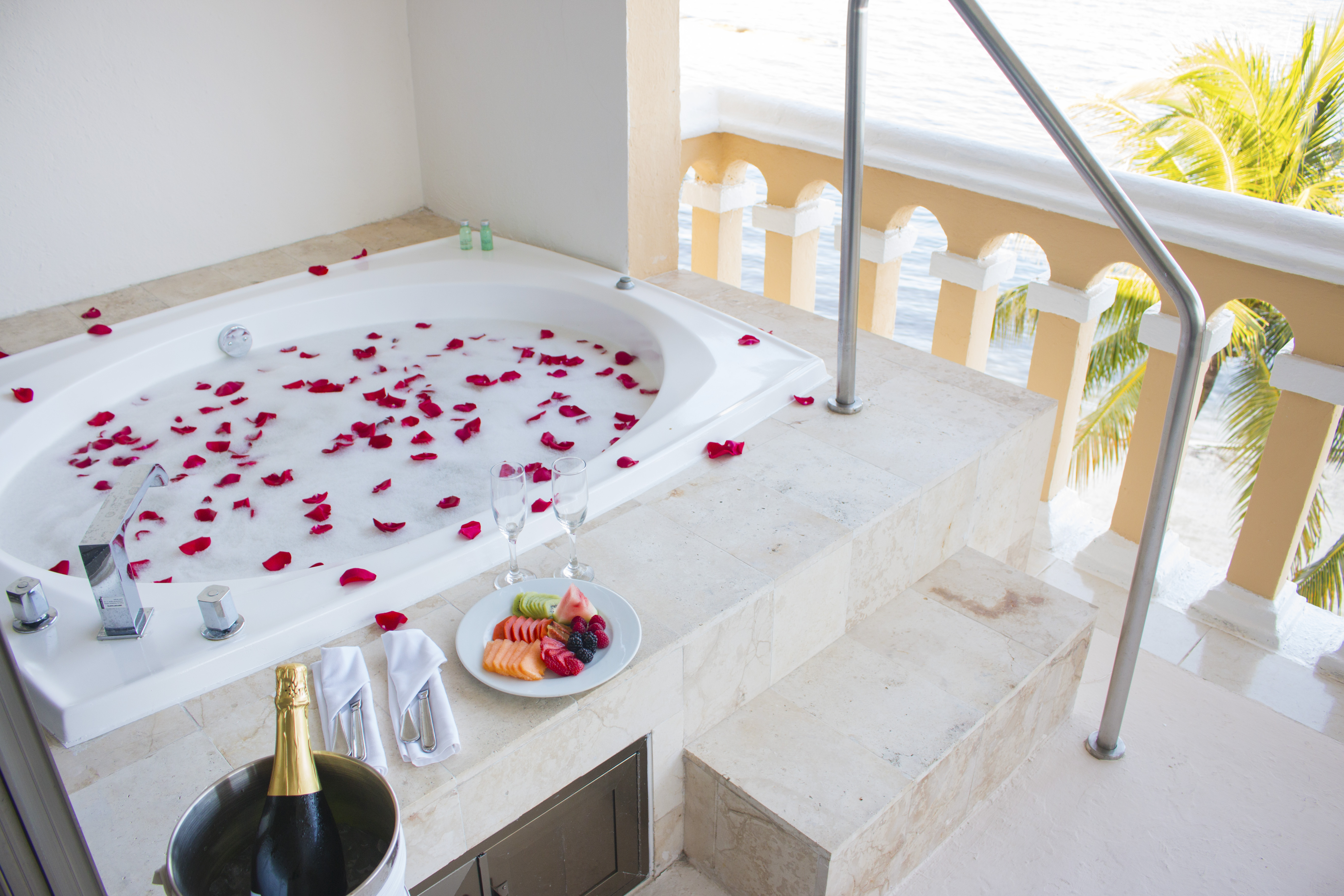 Suite with Jacuzzi