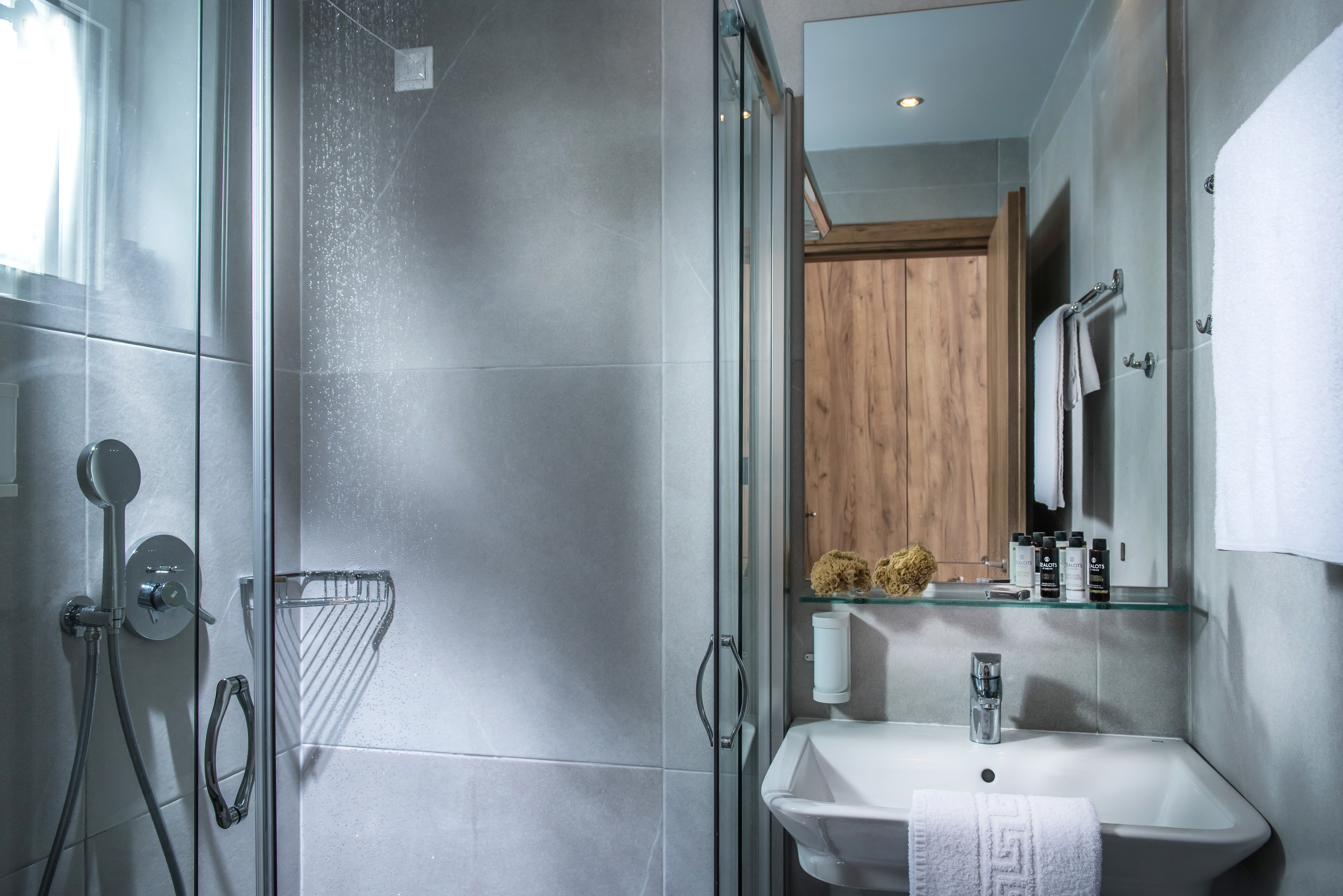 Double or Twin Luxury Sea View