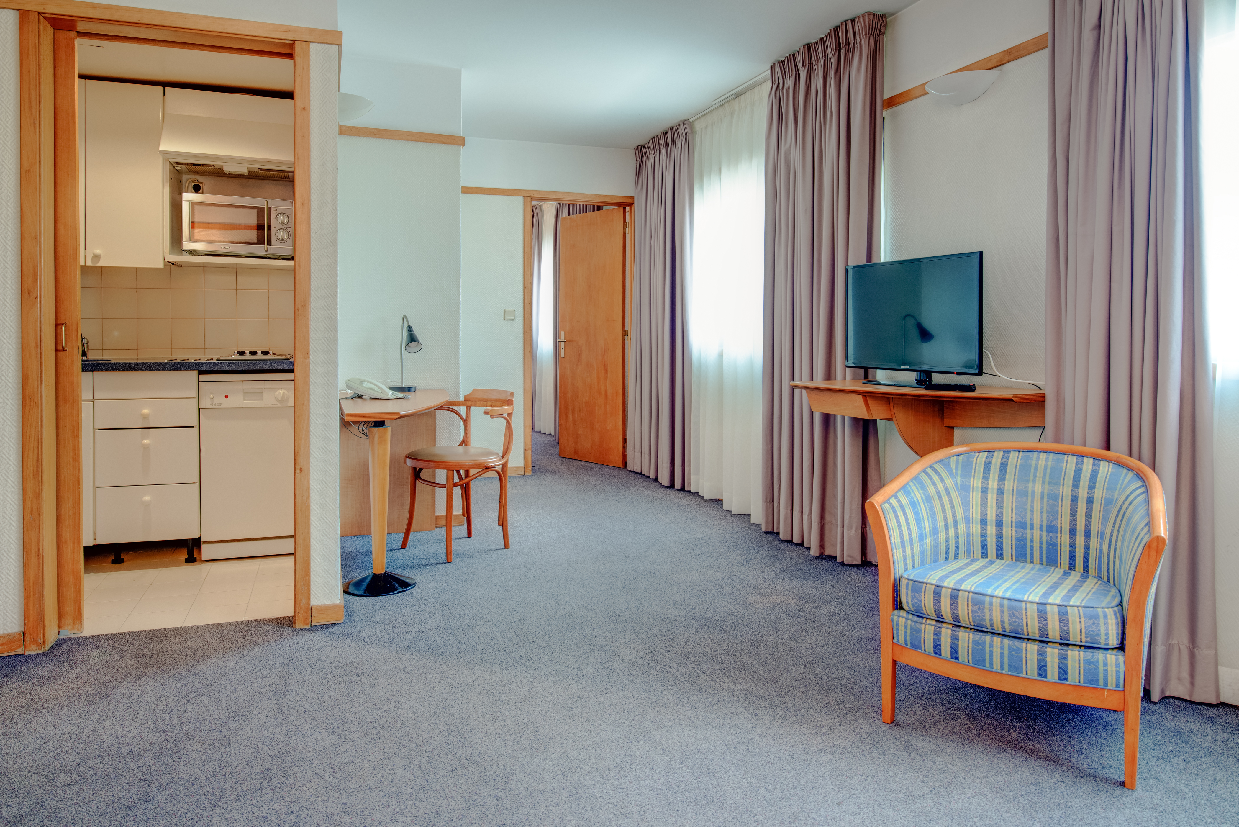 Apartment Capacity 3