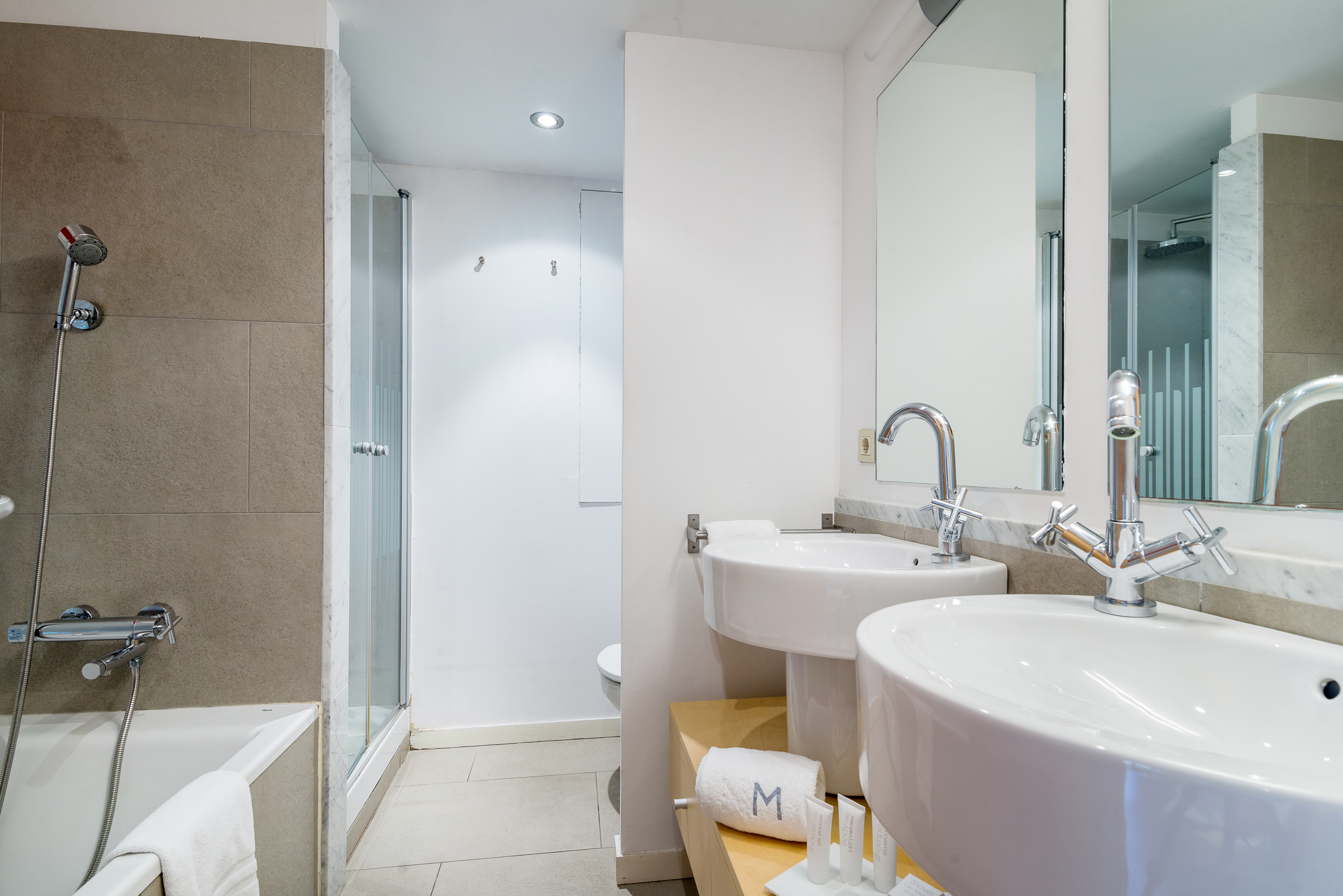 Double or Twin Standard