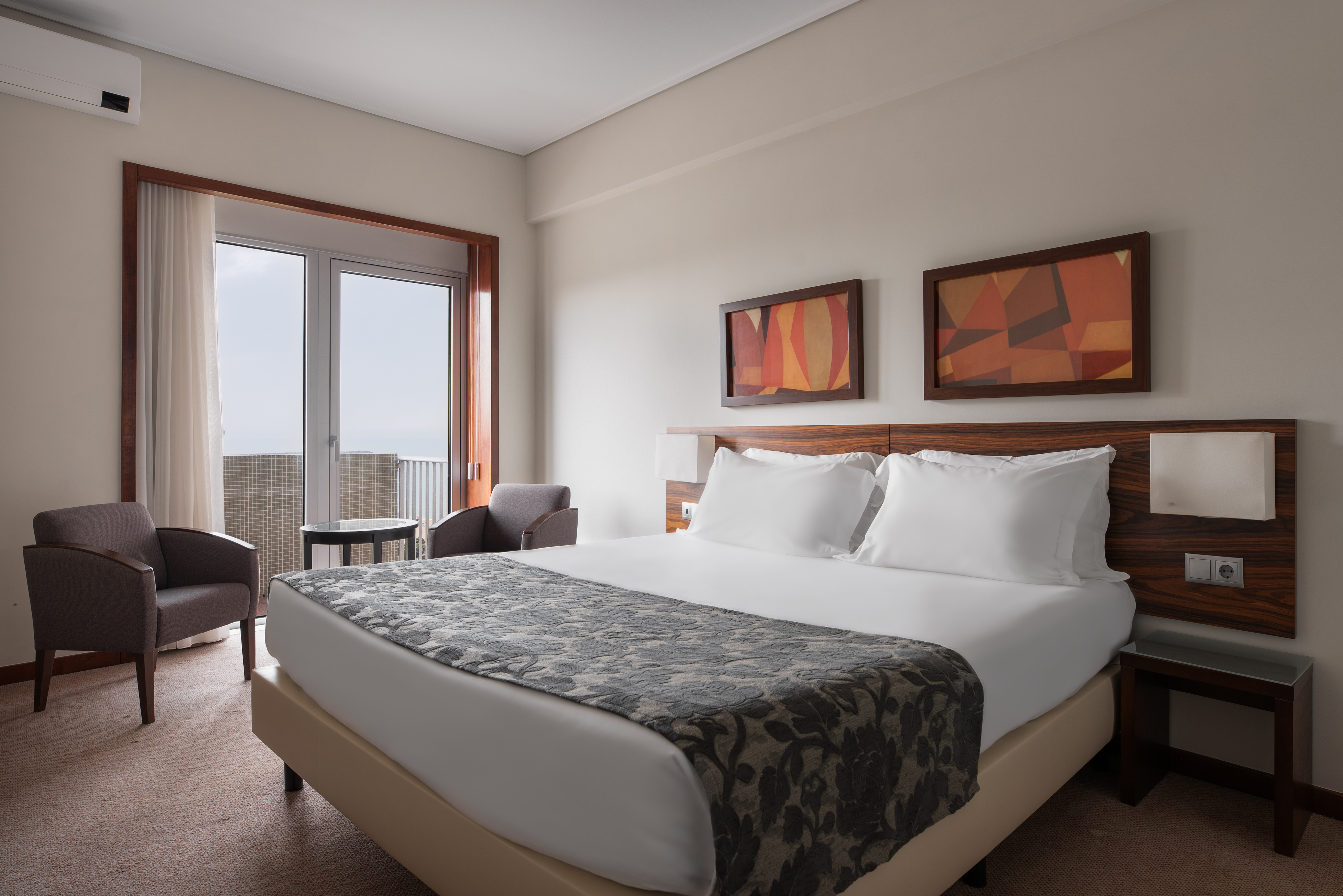 Double or Twin Deluxe Sea Front