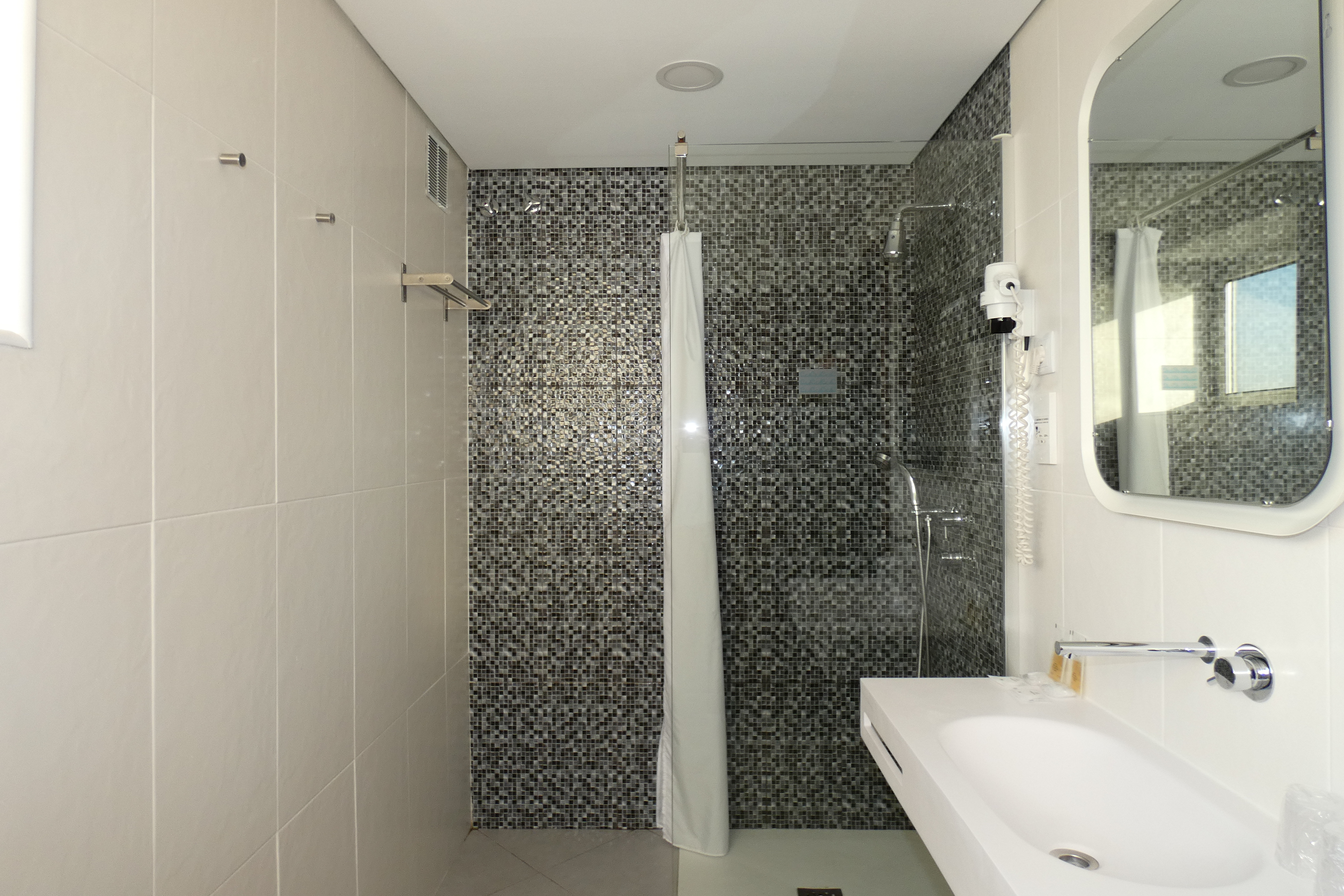 Family Room City View