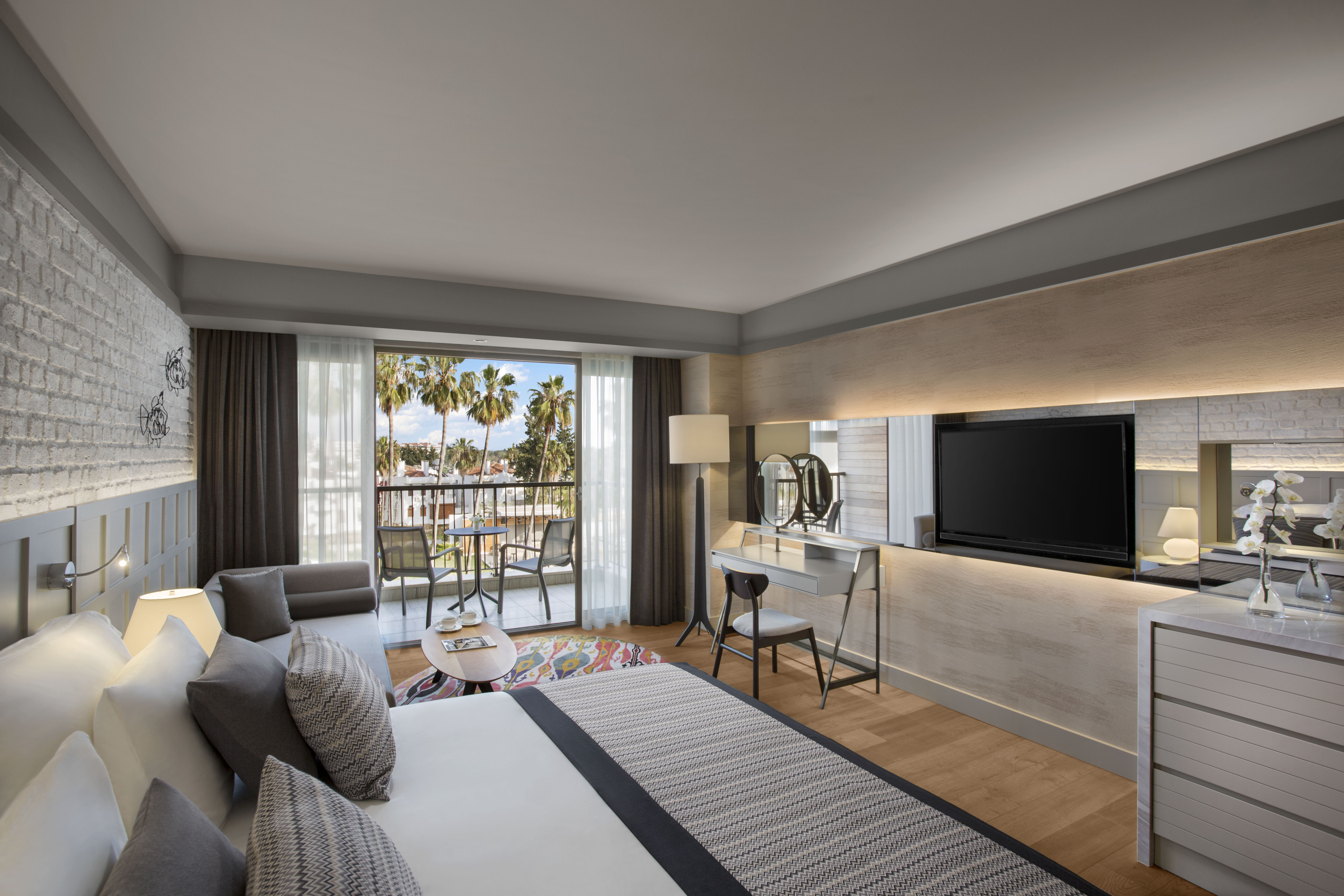 Double Single Superior Side Sea View