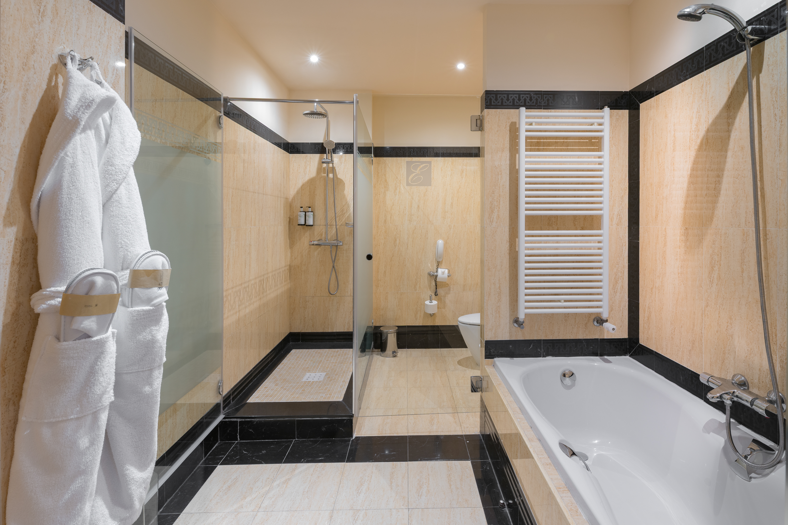 Double or Twin Deluxe Sea View