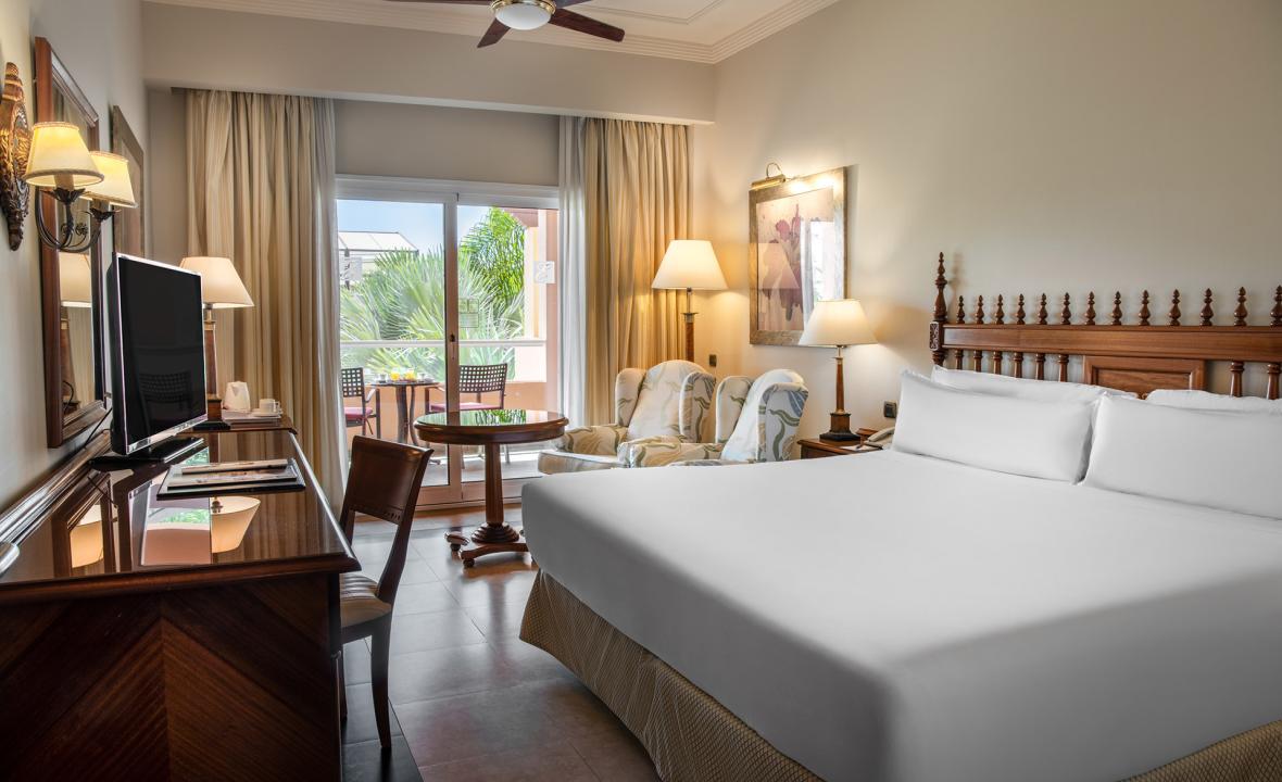 Family Room Garden View