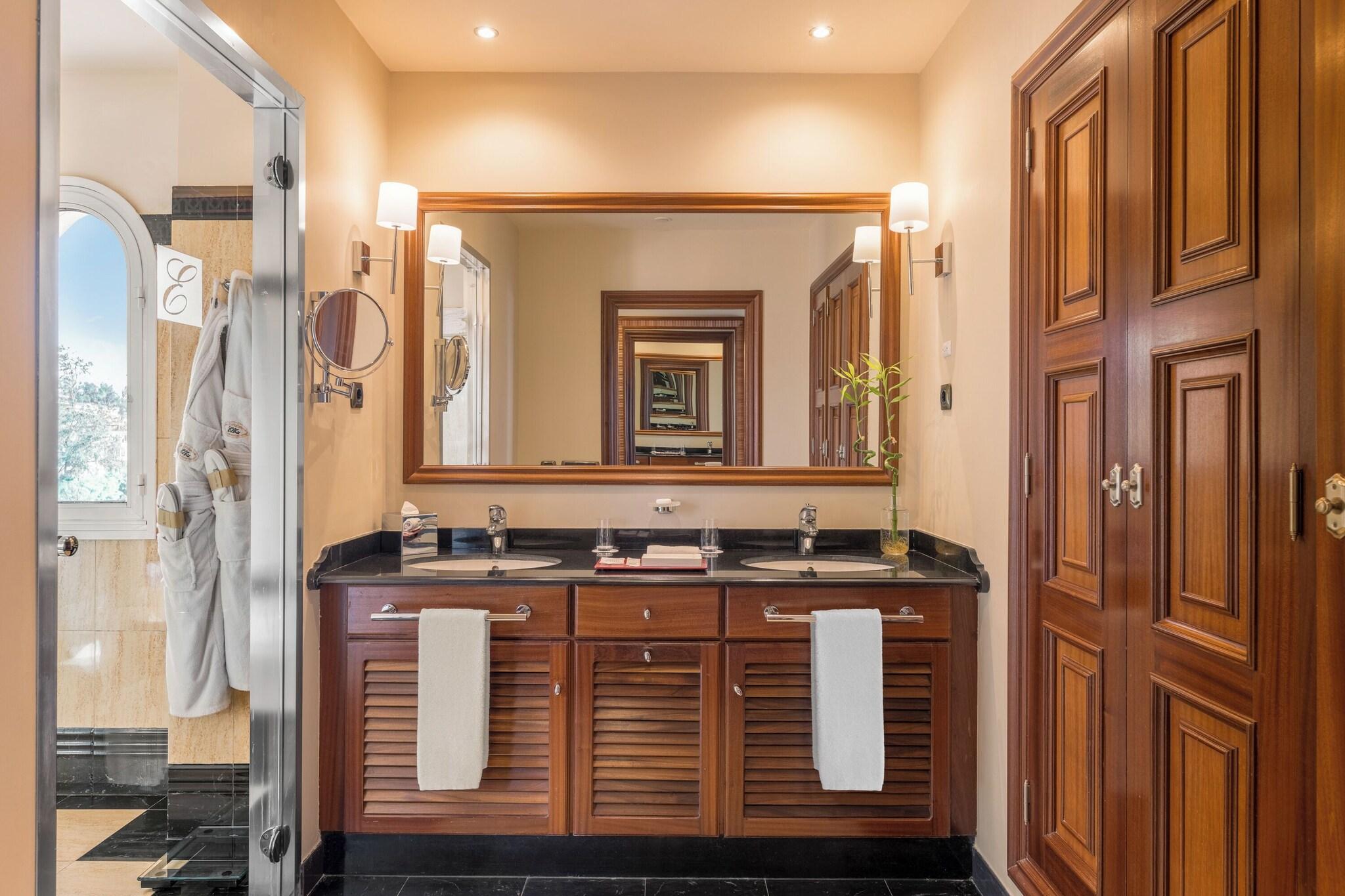 Double Single Sea View