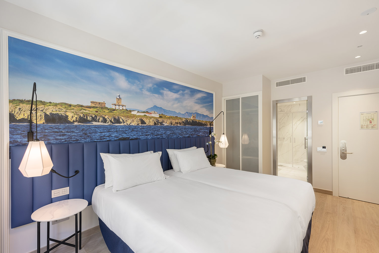 Double or Twin Standard