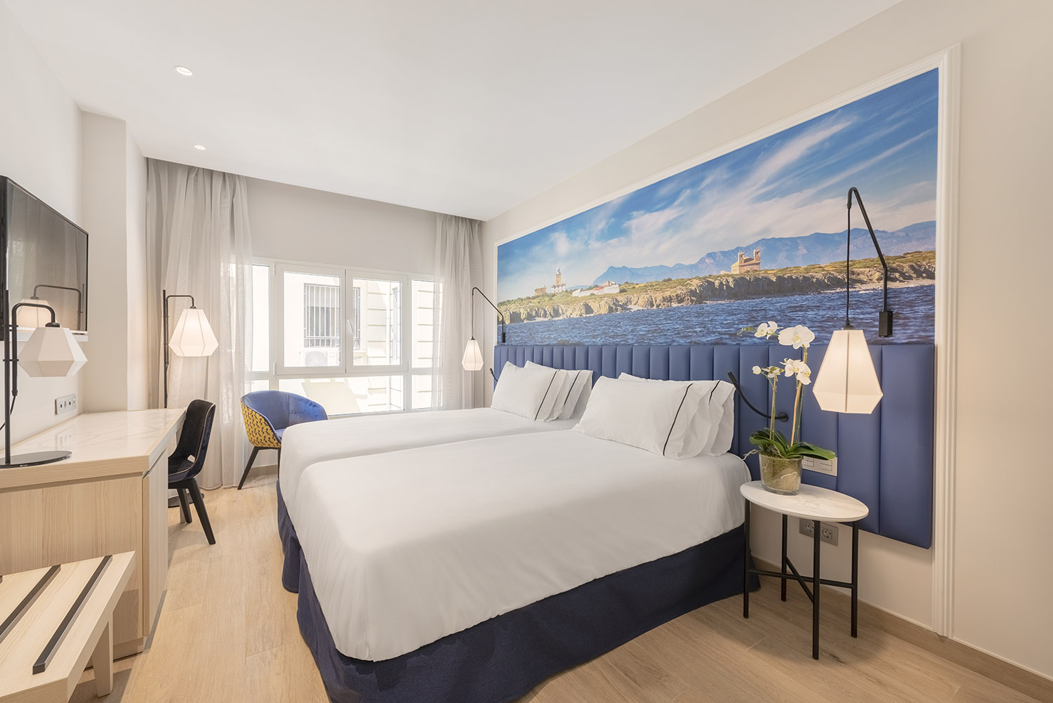 Double or Twin Standard