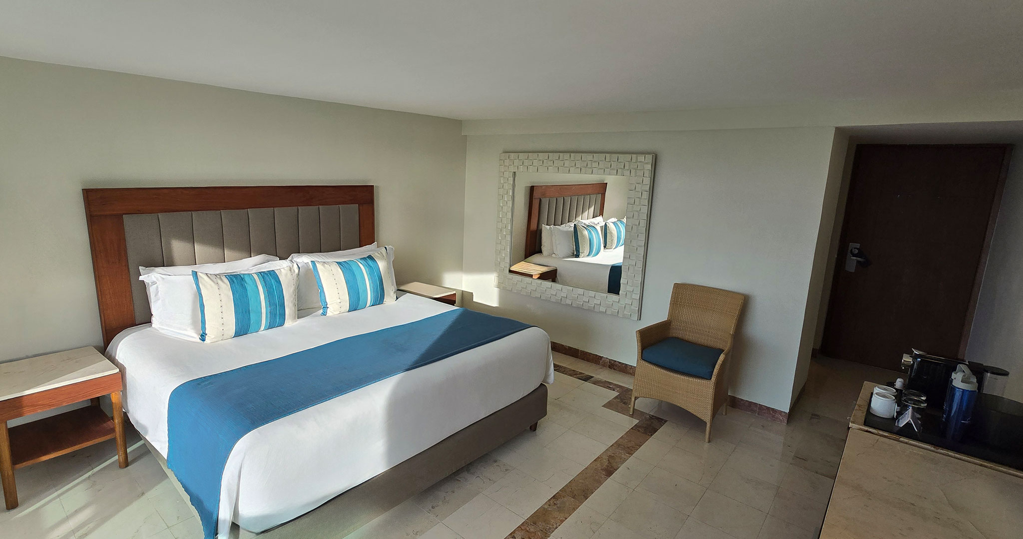 Double Ocean View King Bed