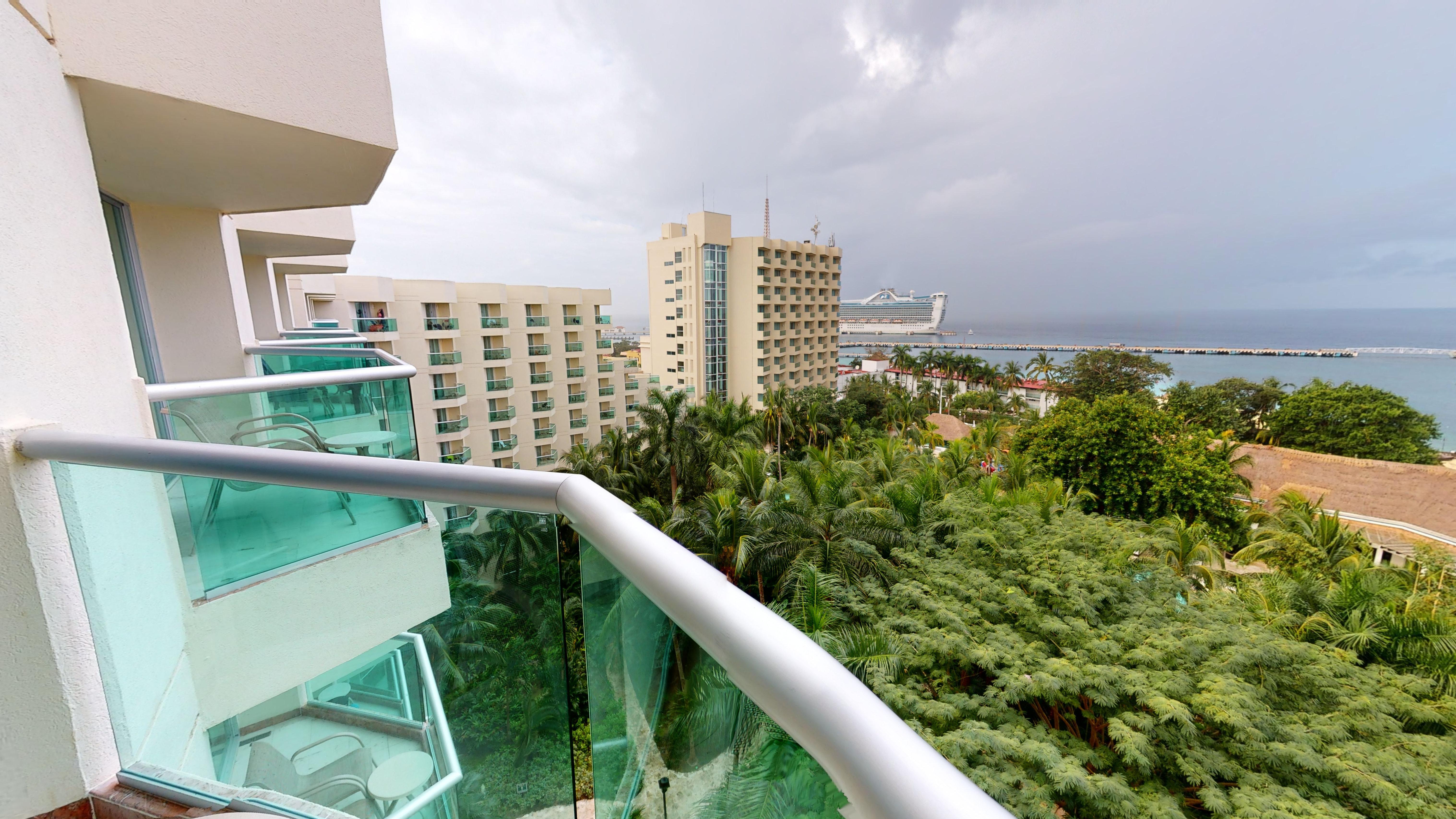 Double Ocean View King Bed