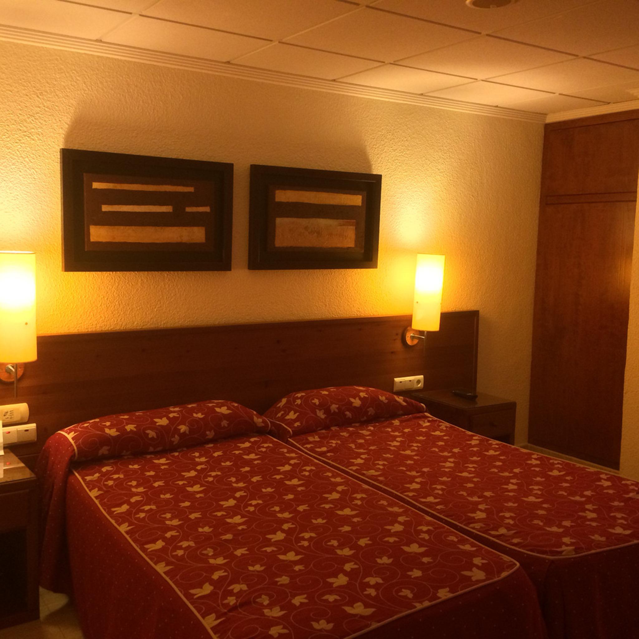 Double or Twin Standard