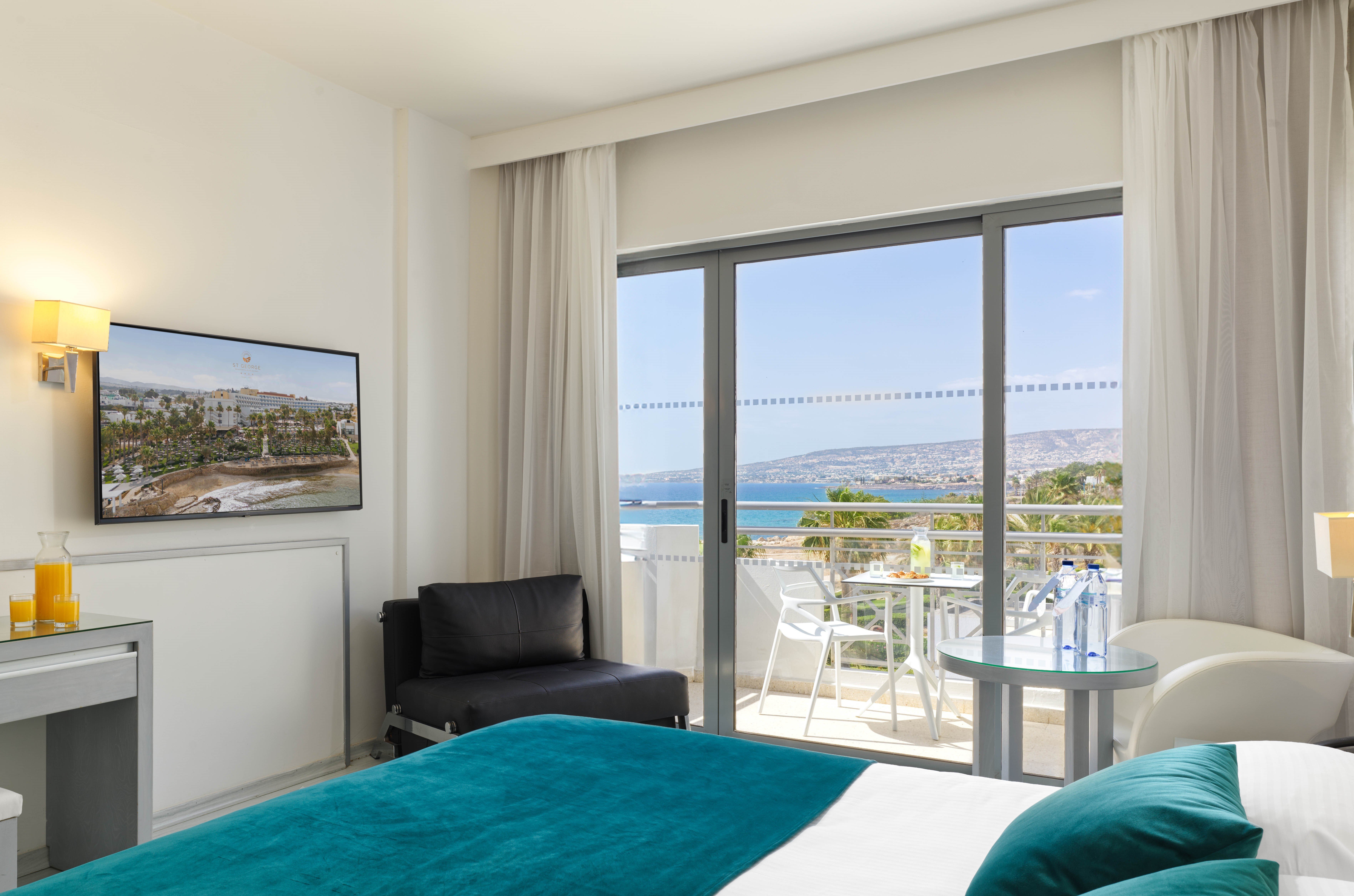 Double or Twin Side Sea View