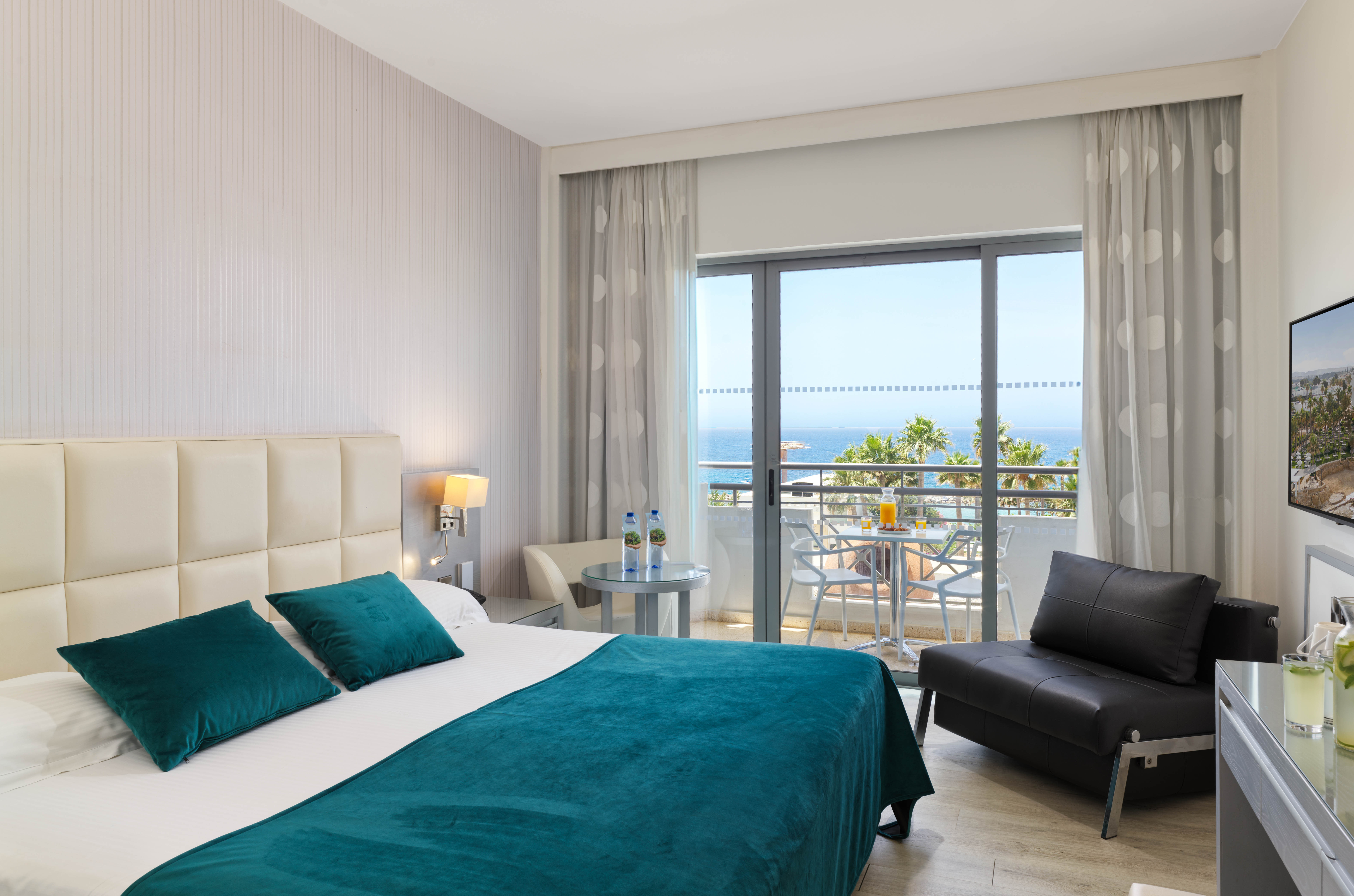 Double or Twin Sea View Pool View