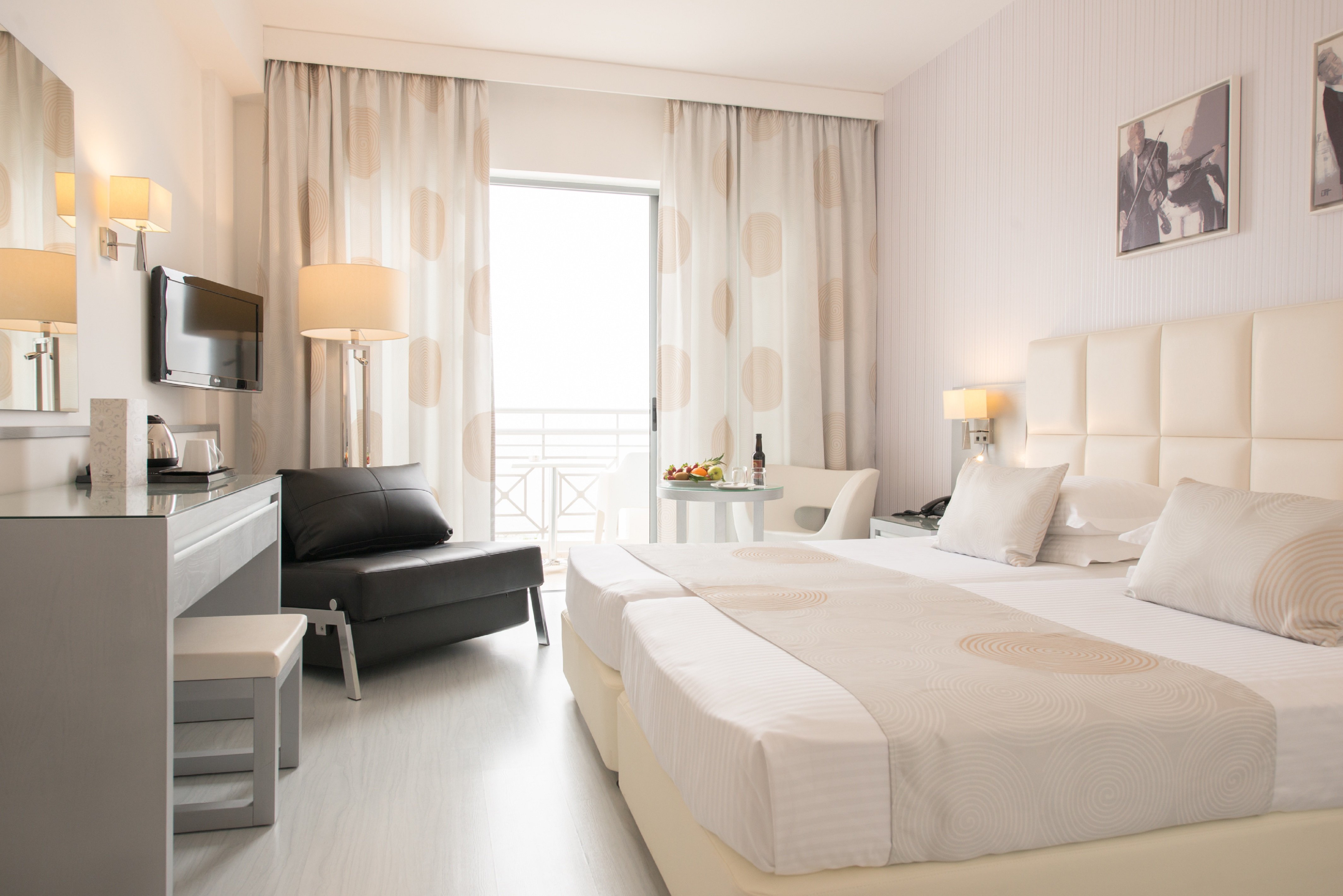 Double or Twin Superior Sea View