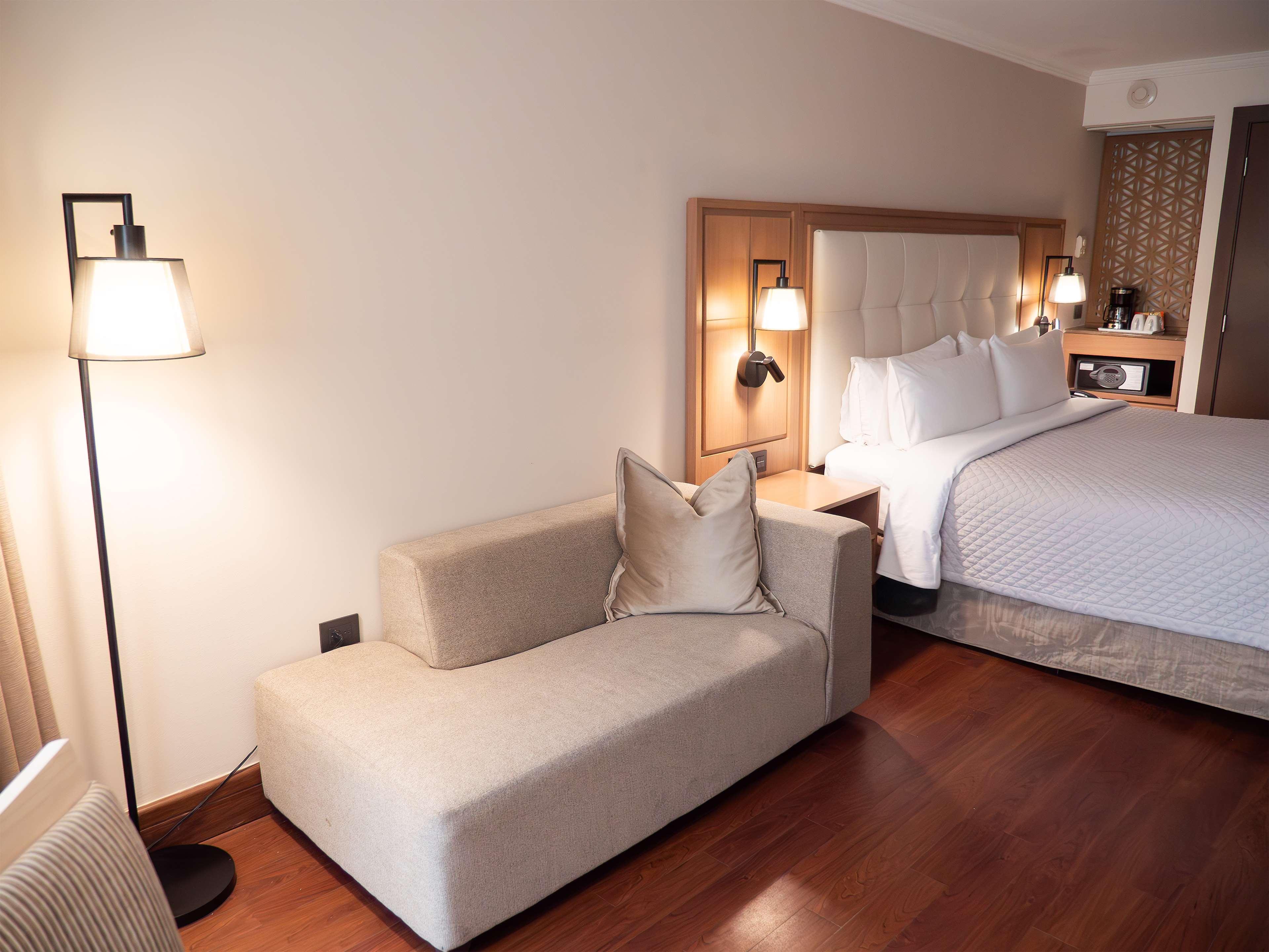 Double Accessible King Size Bed