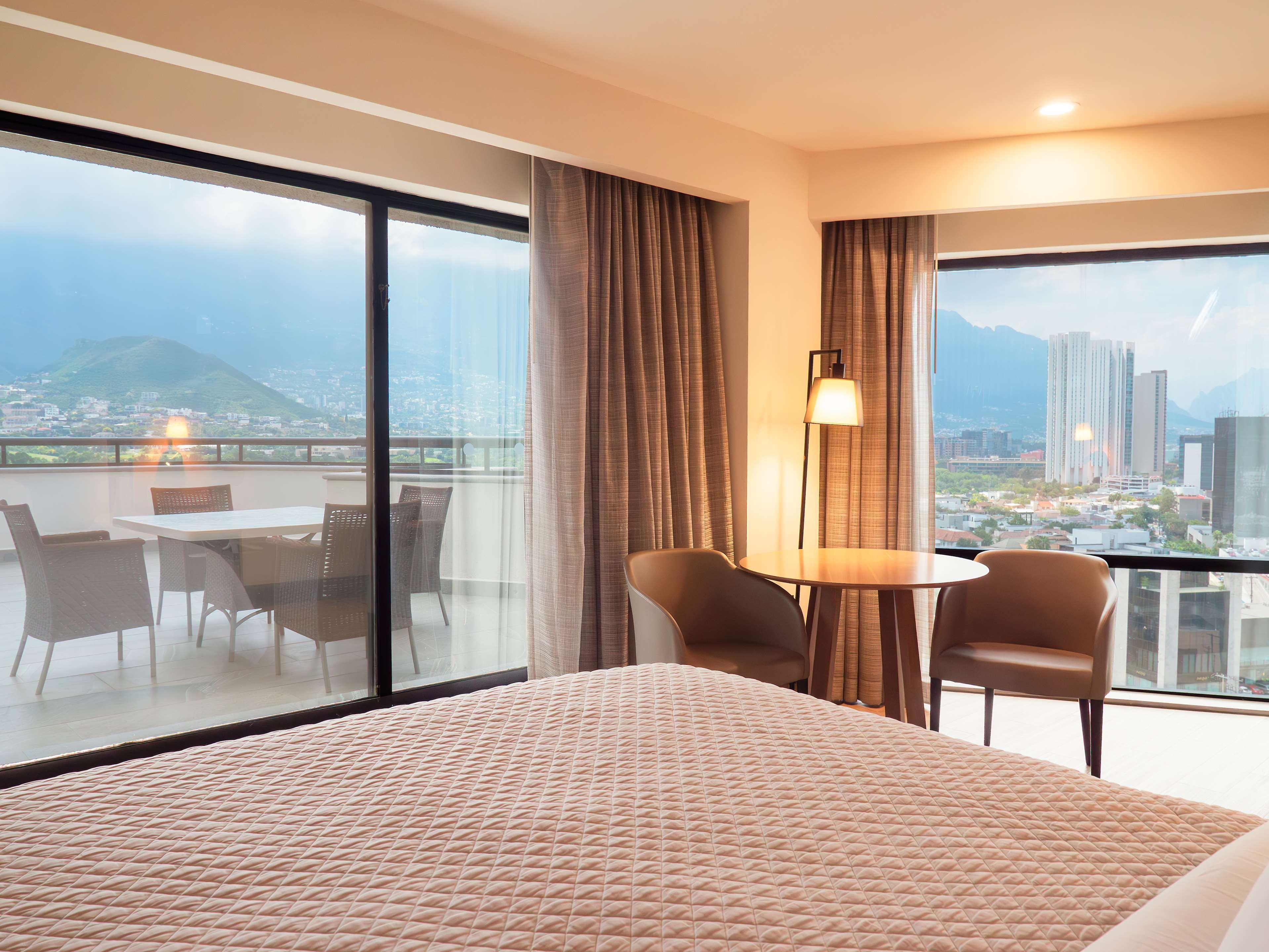 Double Accessible Superior