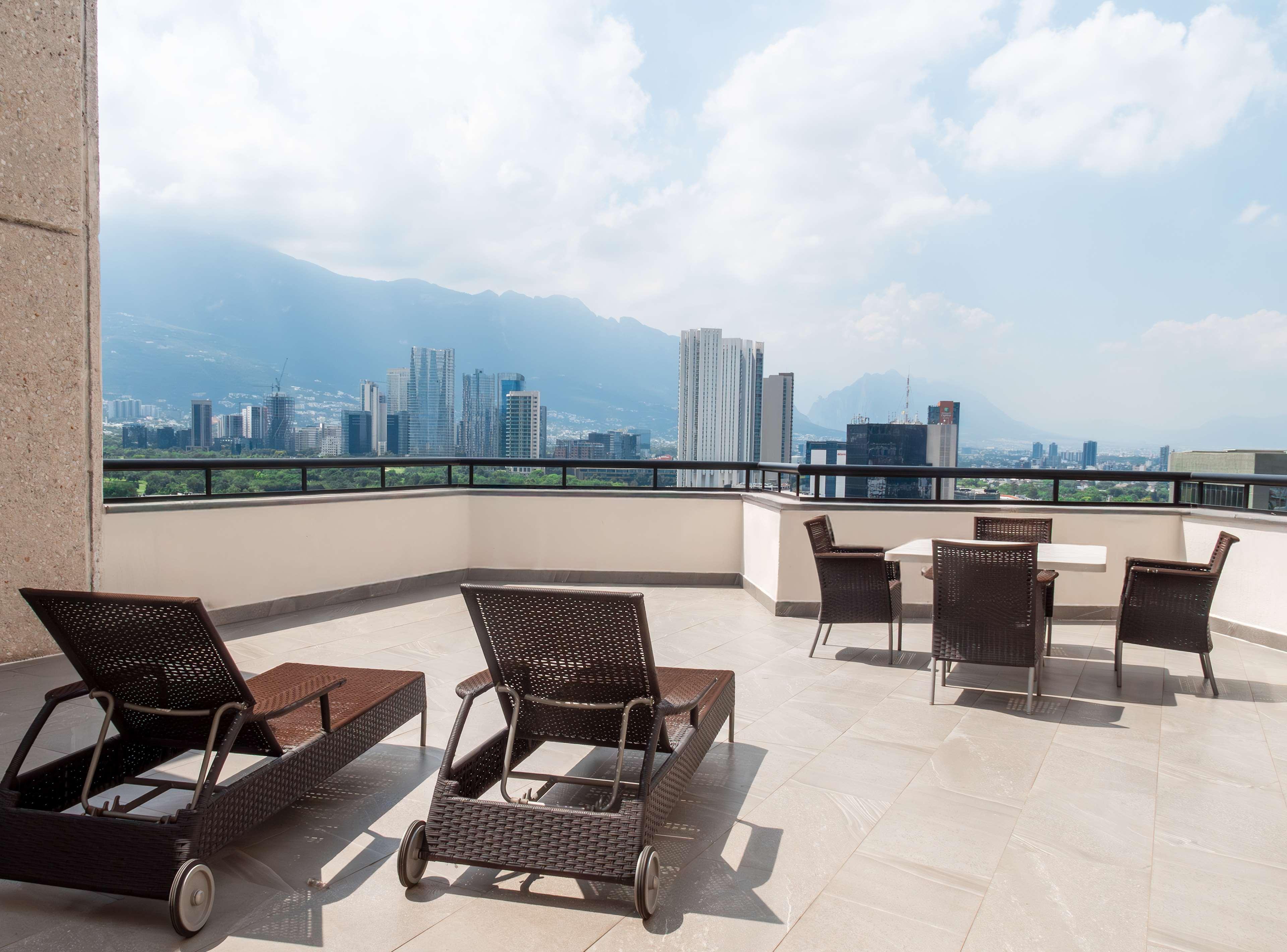 Double Accessible Superior